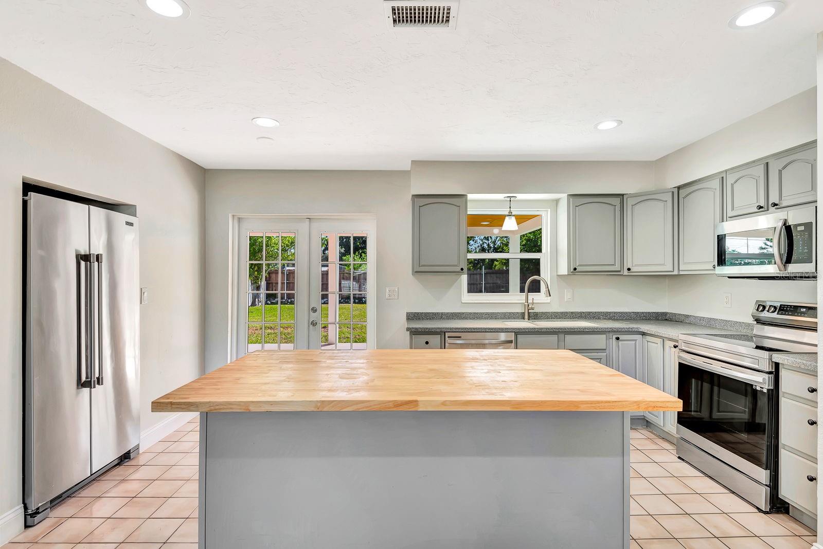 SOL-HAVEN ACRES - Residential