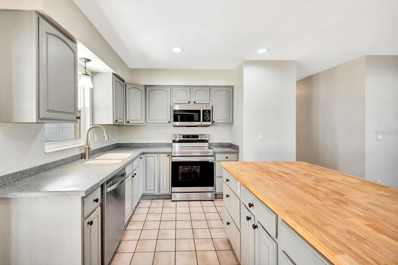 SOL-HAVEN ACRES - Residential