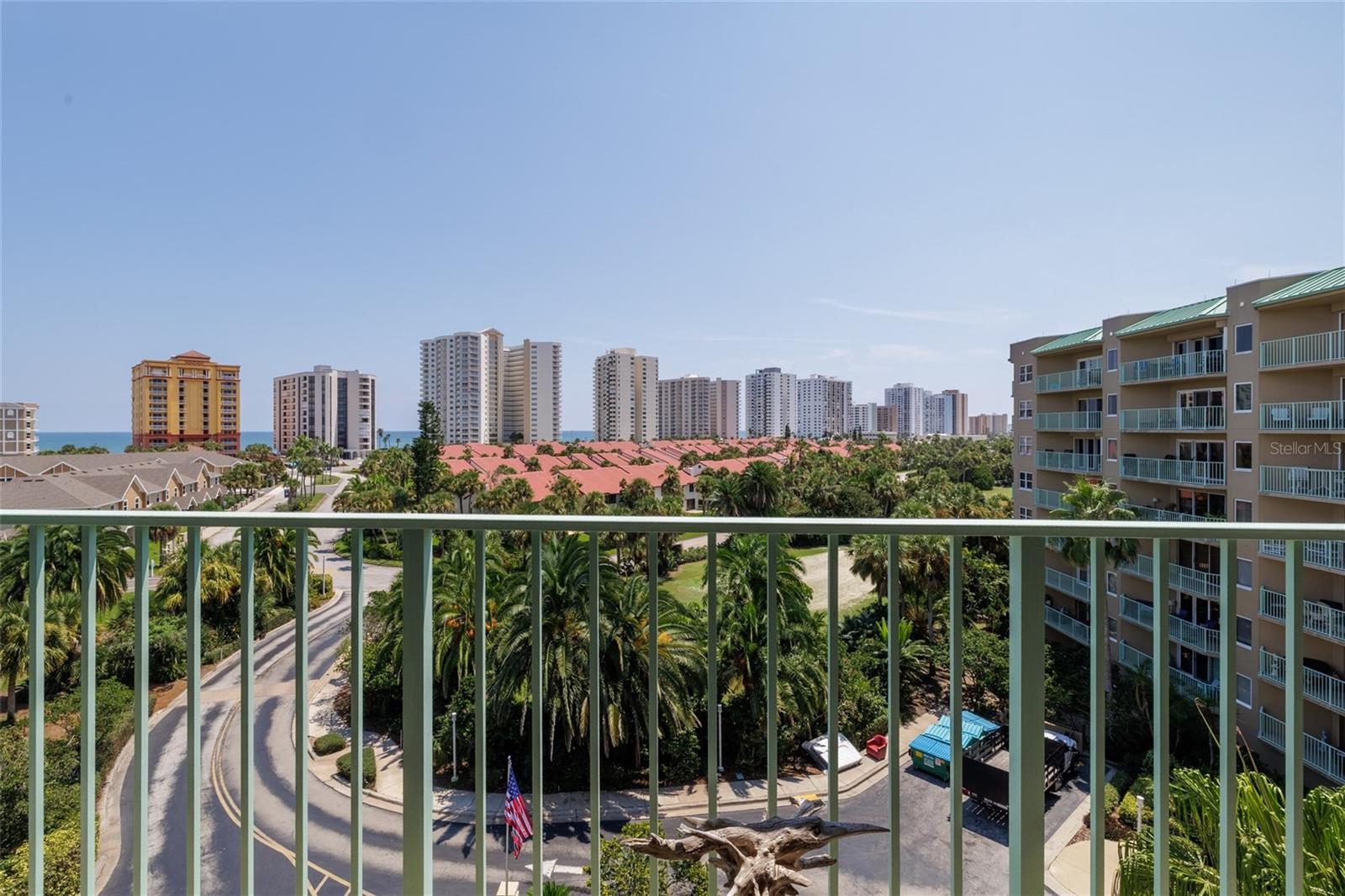 OCEANS CLOVERLEAF NORTH - Residential