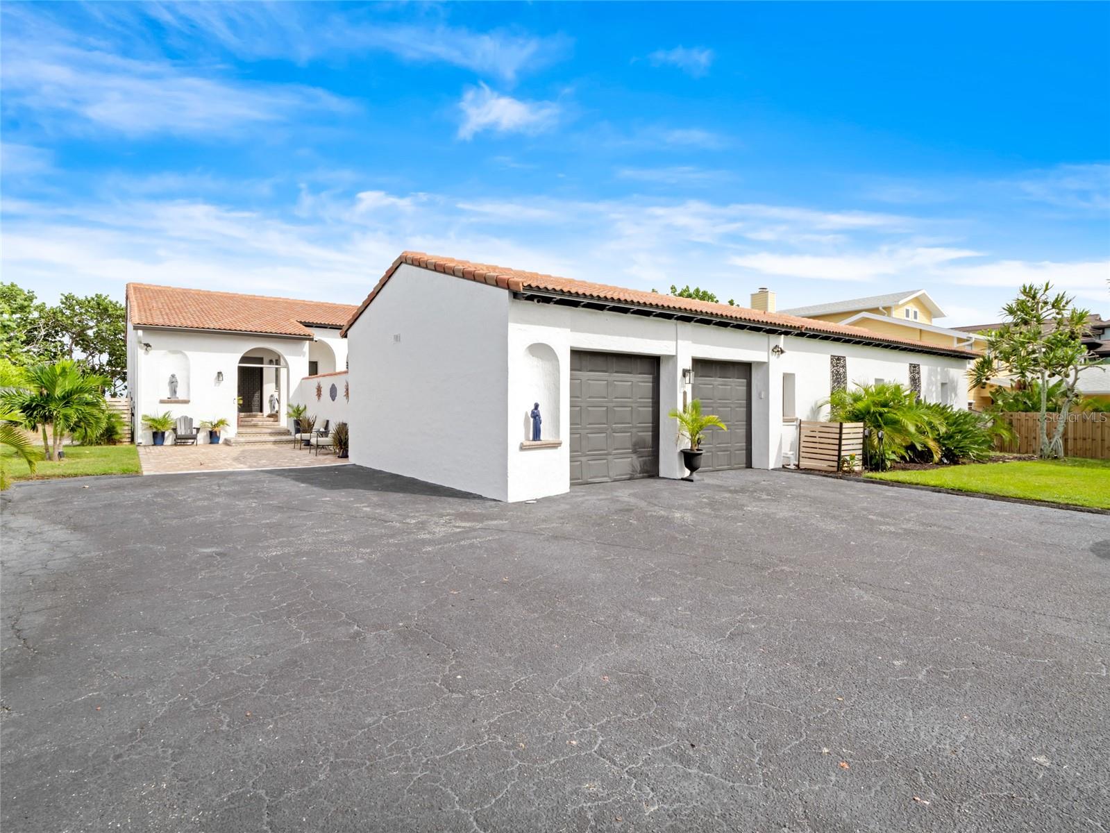 COCOA BEACH - Residential