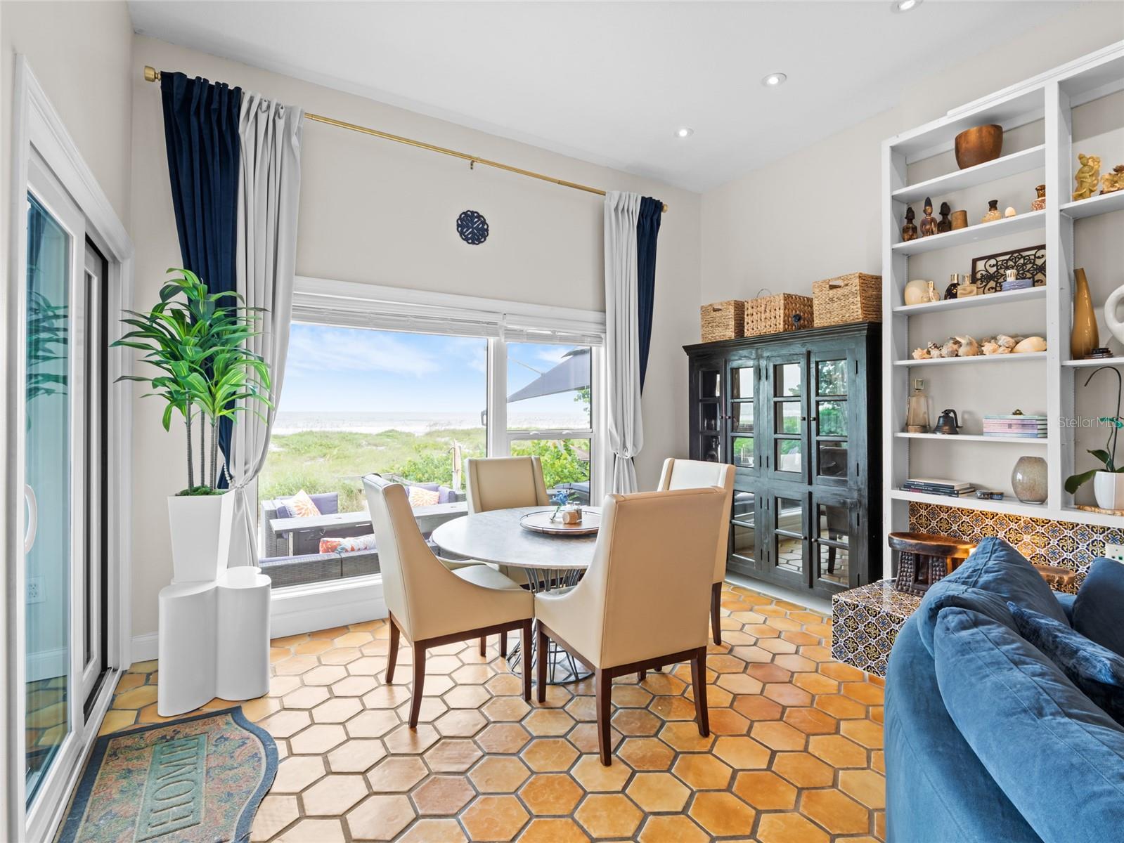 COCOA BEACH - Residential