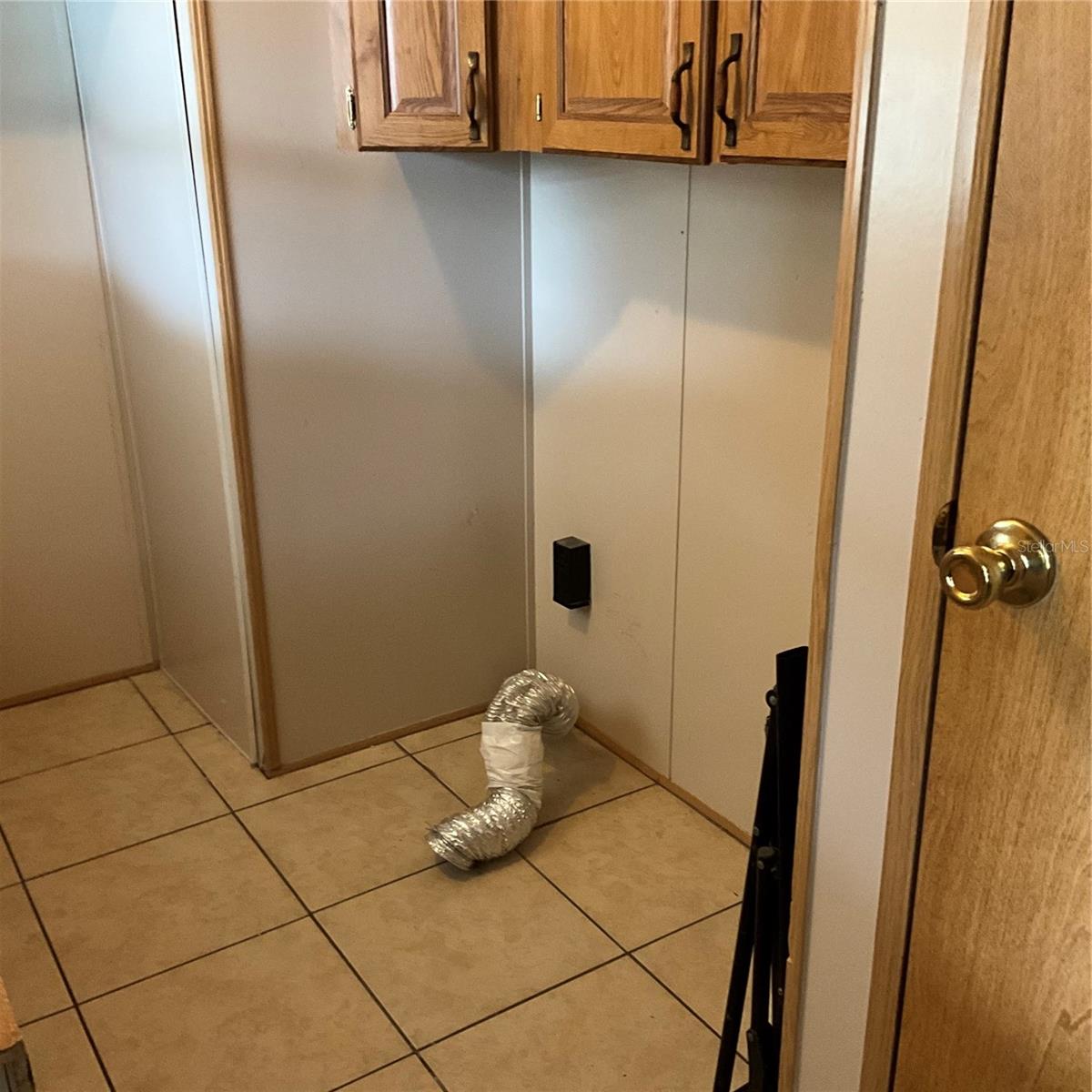 TRADERS COVE UNIT 01 - Residential