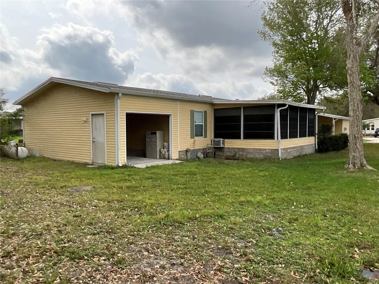 TRADERS COVE UNIT 01 - Residential