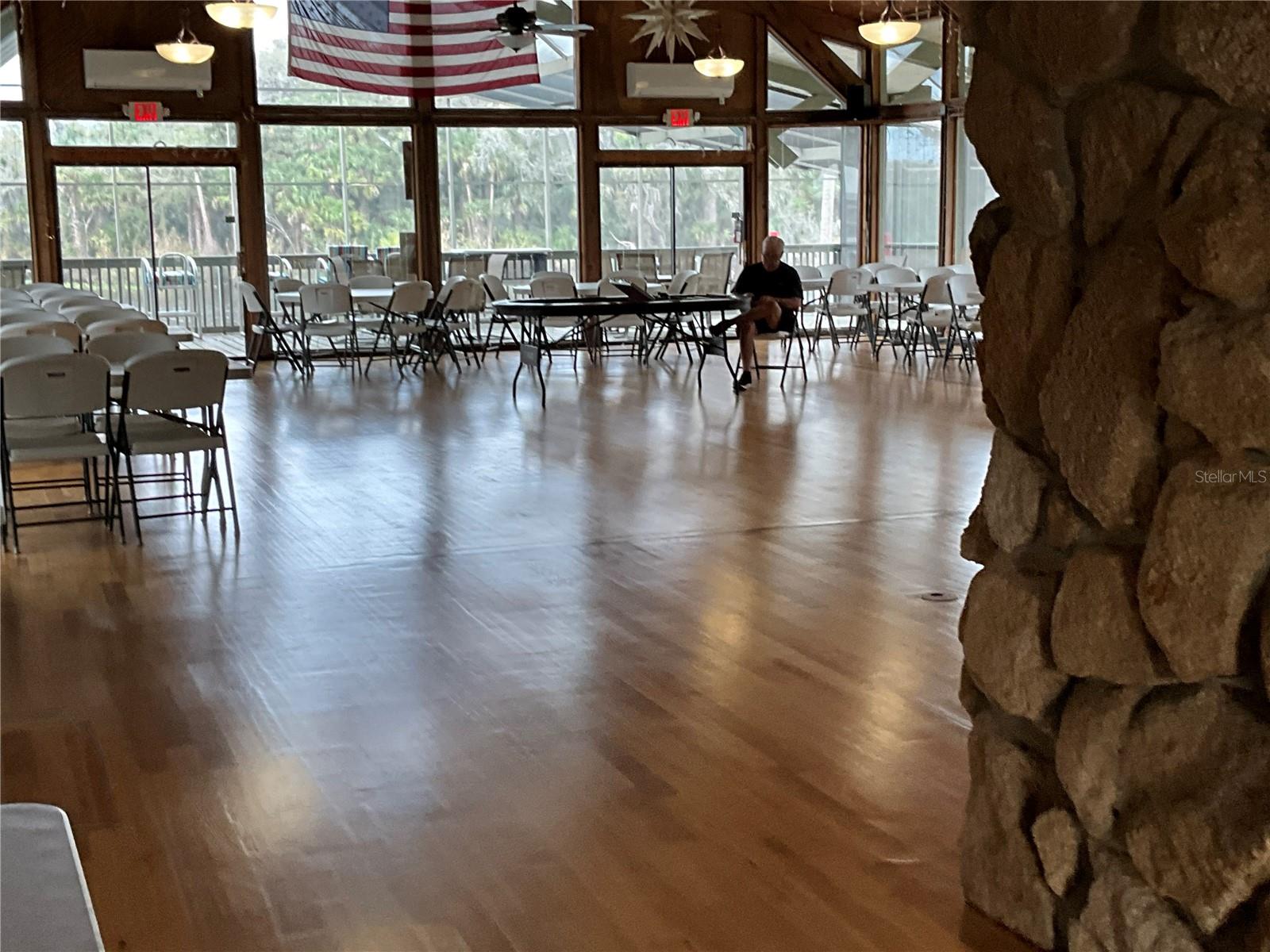 TRADERS COVE UNIT 01 - Residential