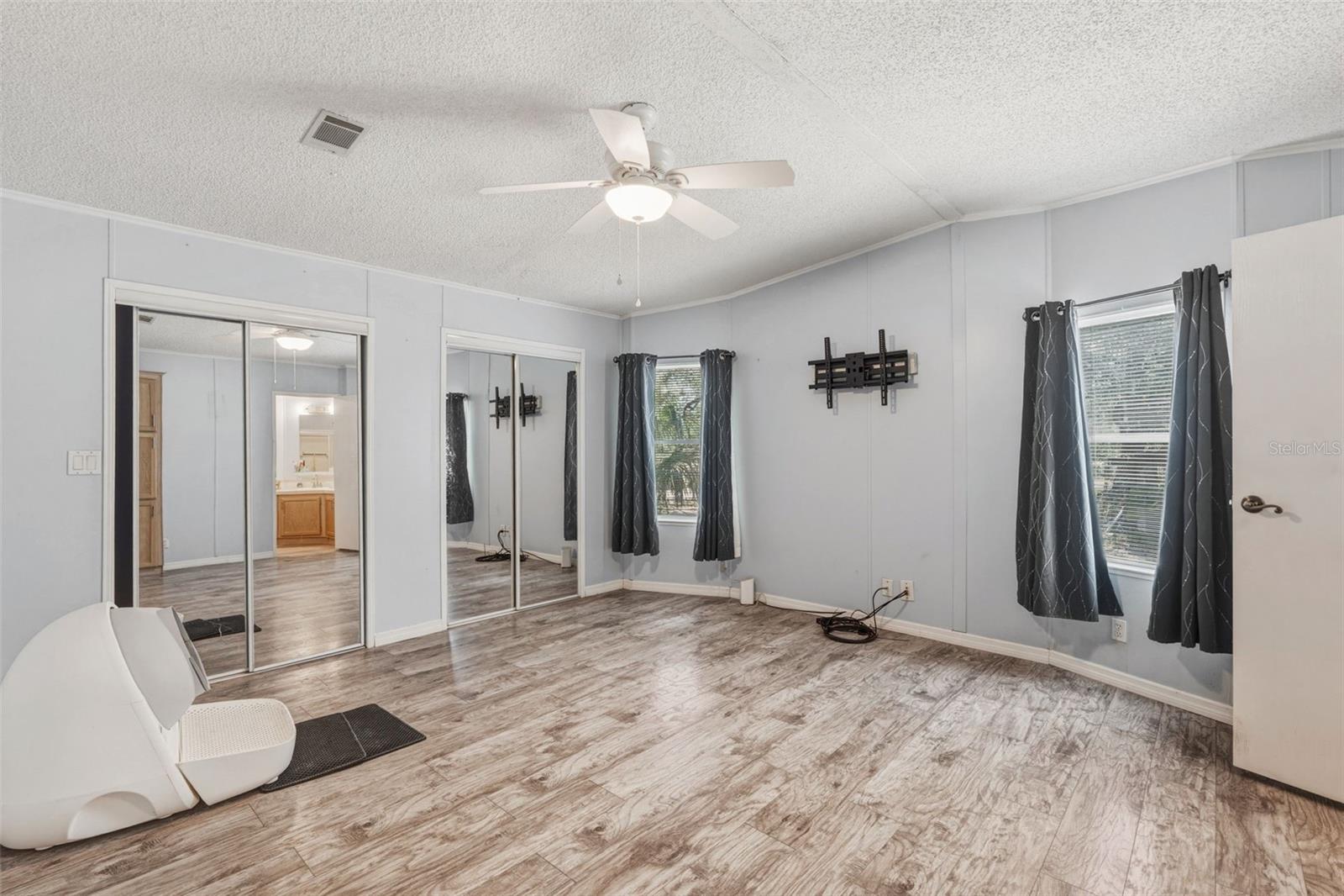 PEACEFUL PINE ACRES - Residential