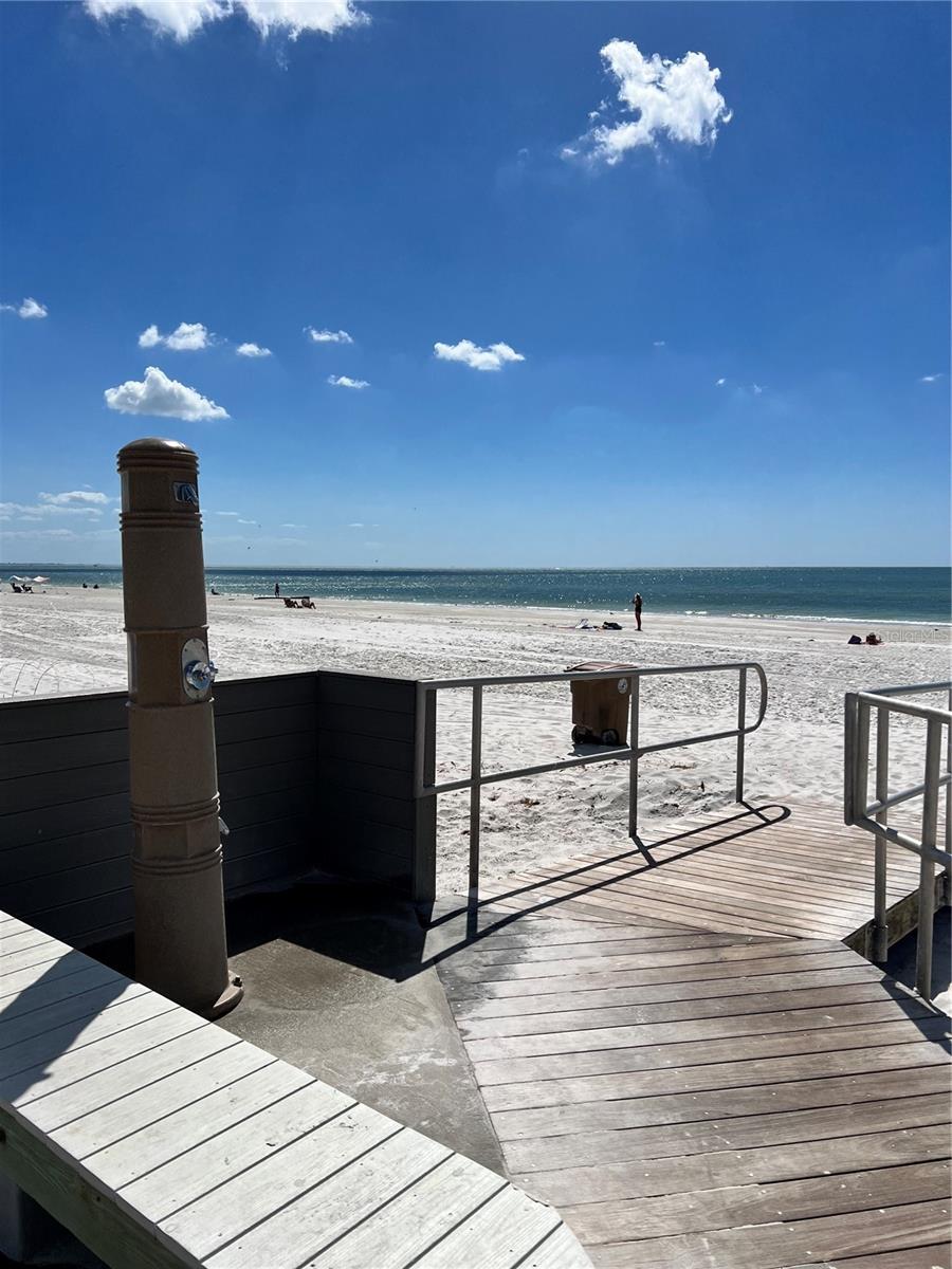 GULF SHORES 1ST ADD - Land