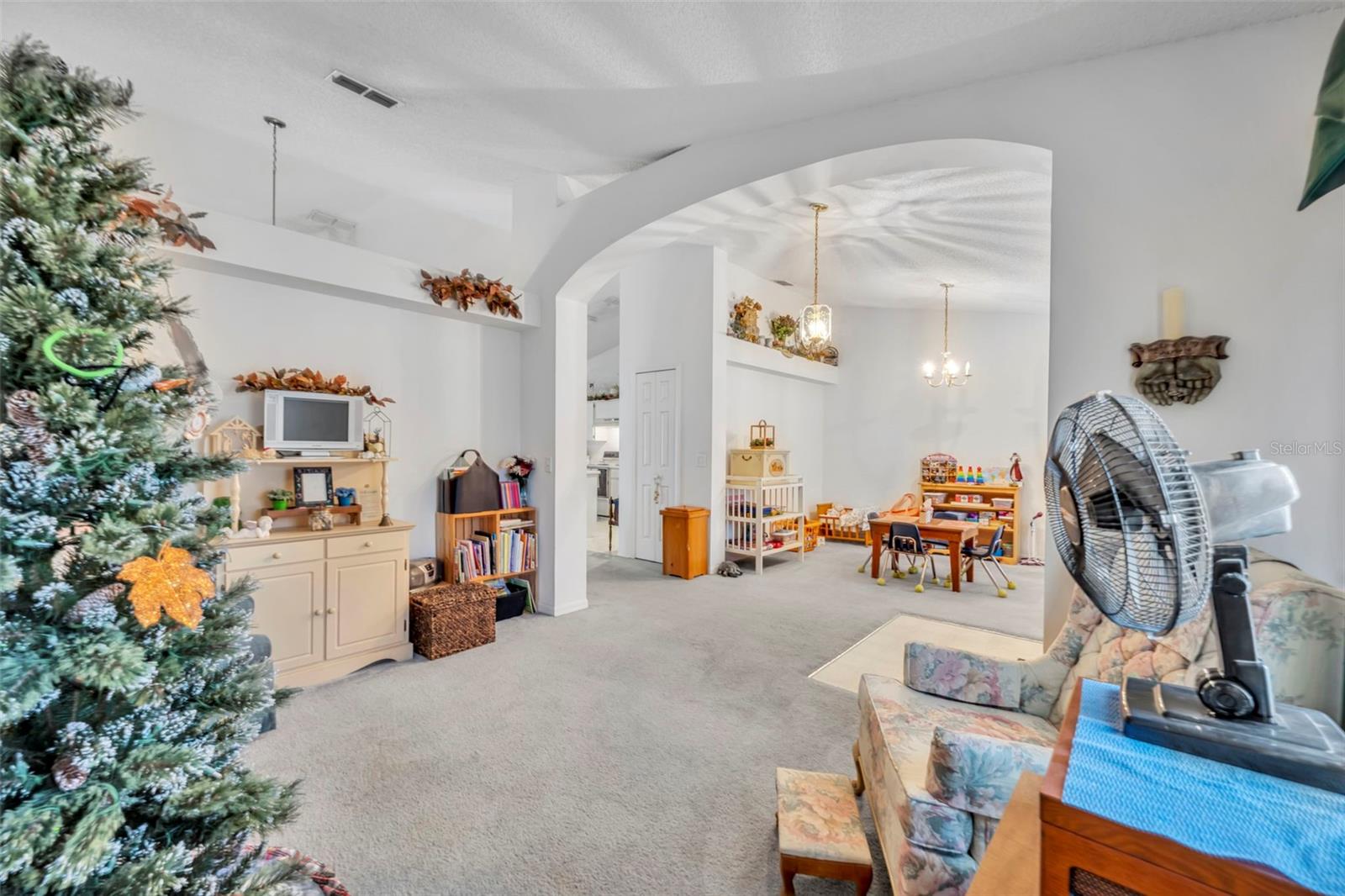 DELTONA LAKES UNIT 71 - Residential