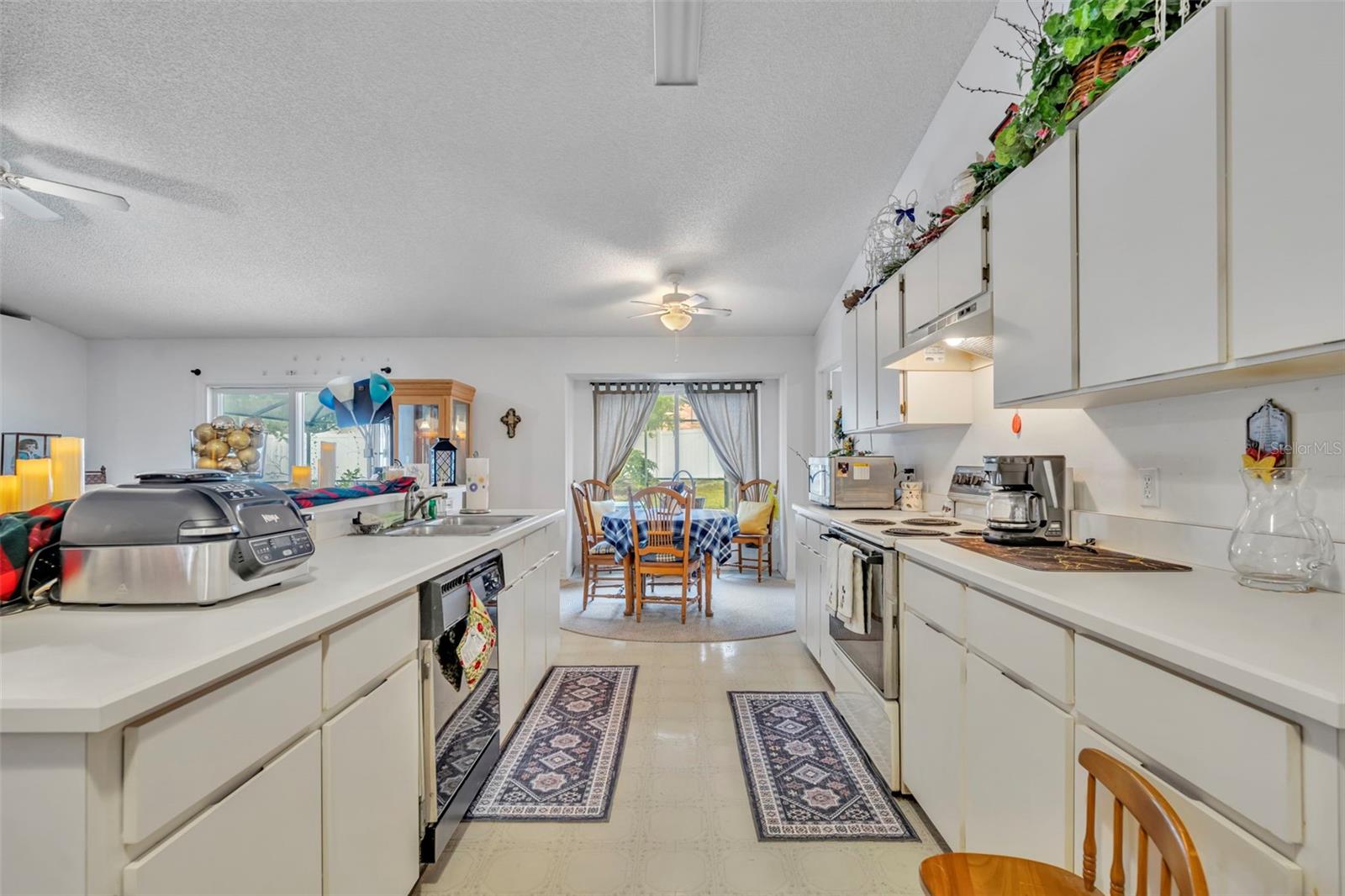 DELTONA LAKES UNIT 71 - Residential