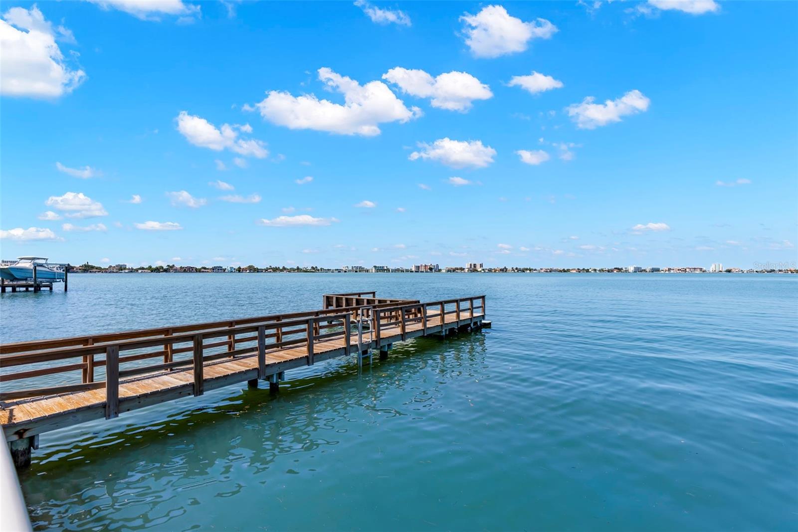 BOCA CIEGA SHORES - Land