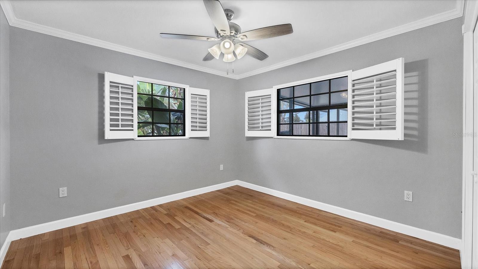 SOUTH VENICE - Residential