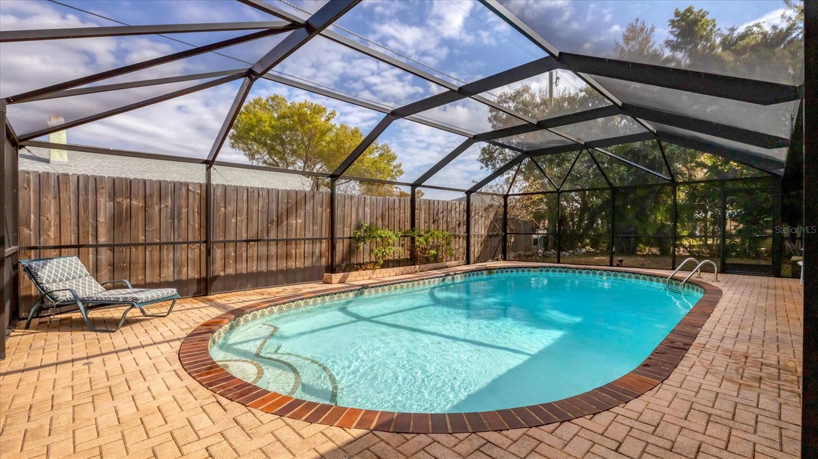 SOUTH VENICE - Residential