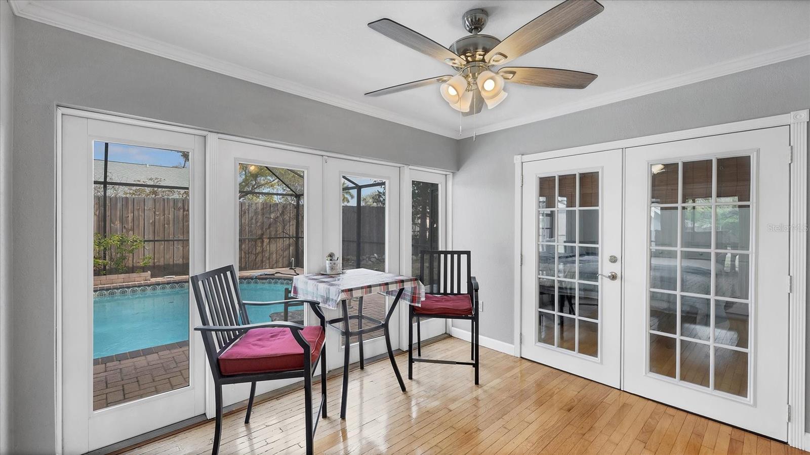 SOUTH VENICE - Residential