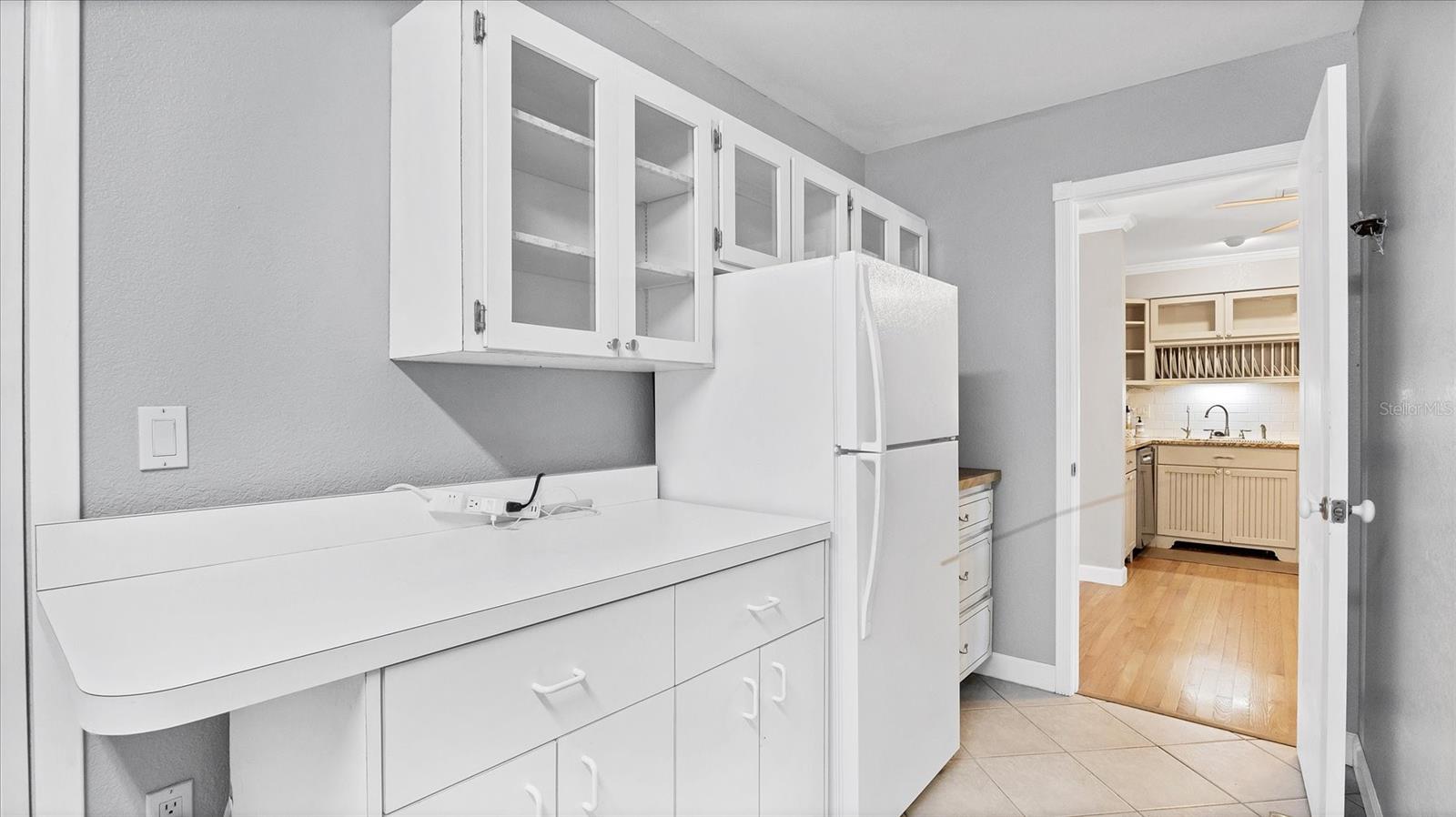 SOUTH VENICE - Residential