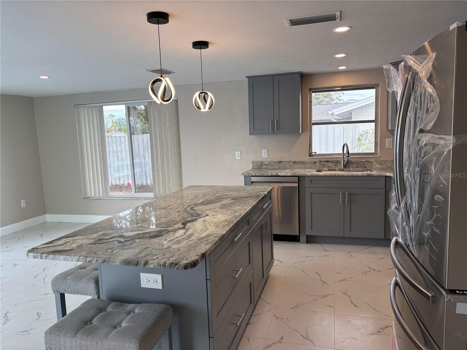 JASMINE LAKES - Residential