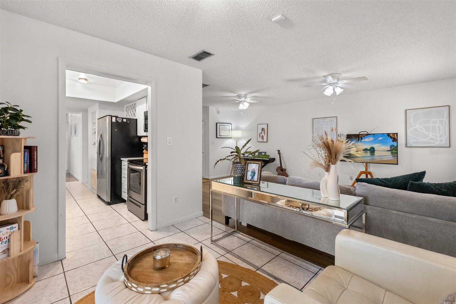 LAUREL SPGS - Residential