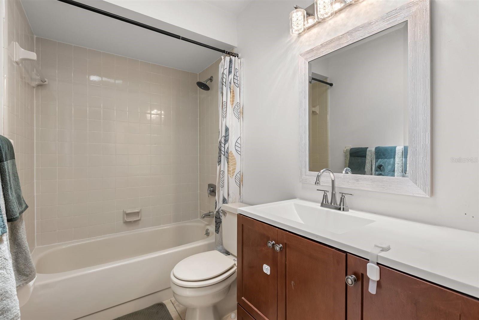 LAUREL SPGS - Residential