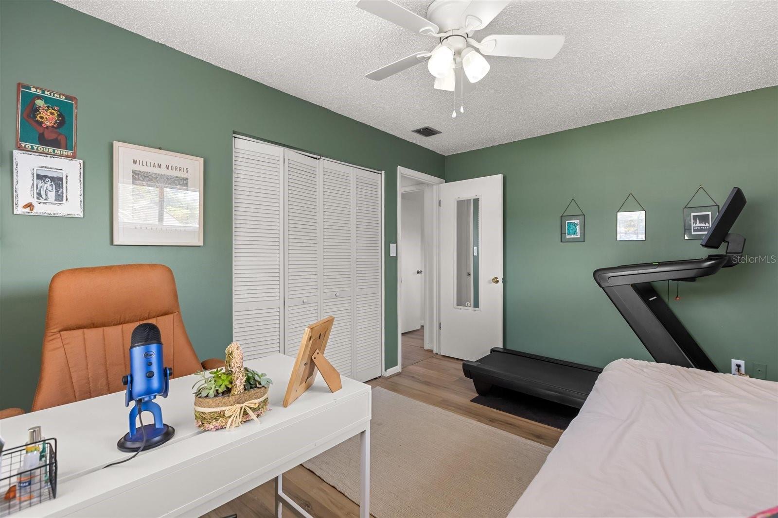 LAUREL SPGS - Residential