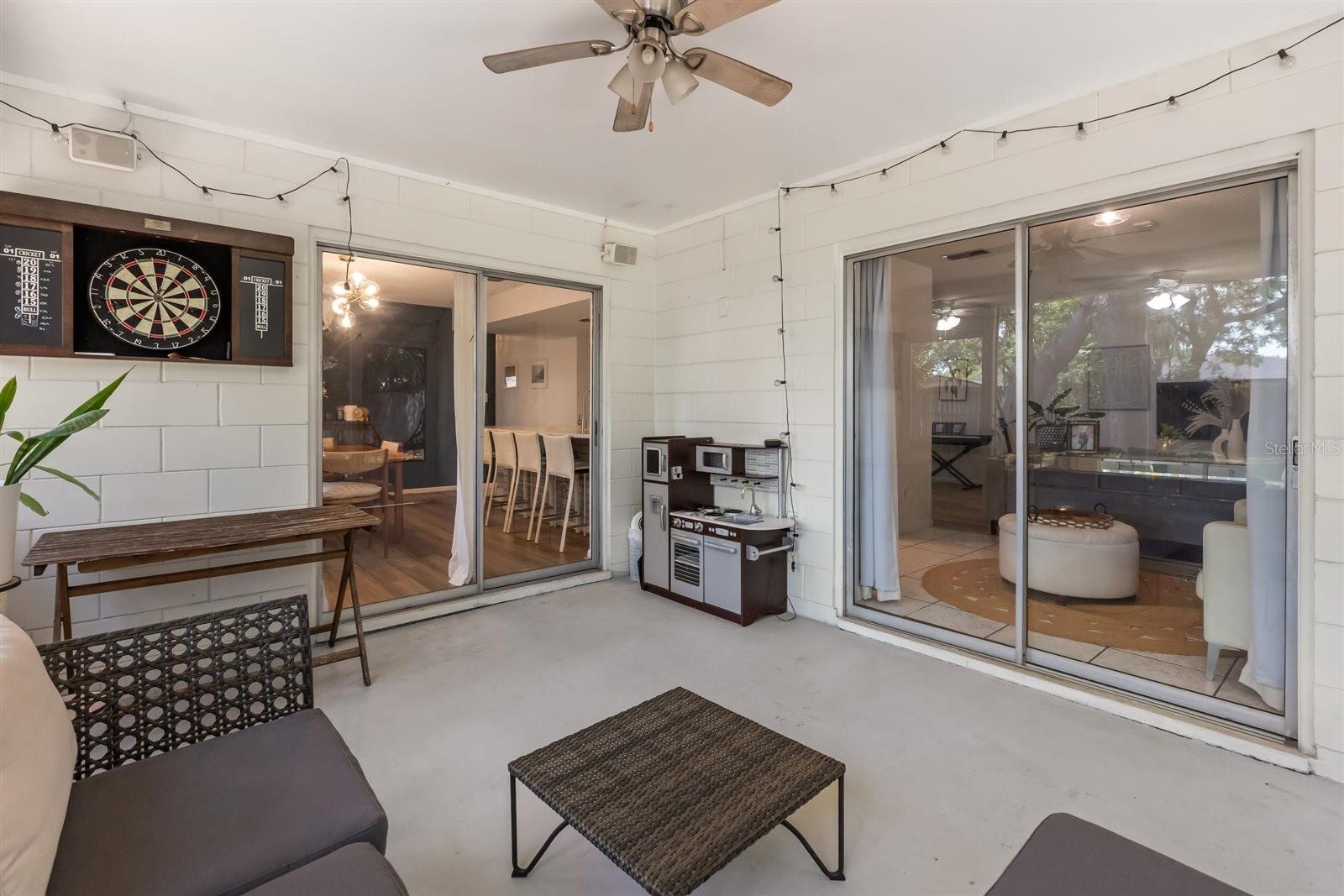 LAUREL SPGS - Residential