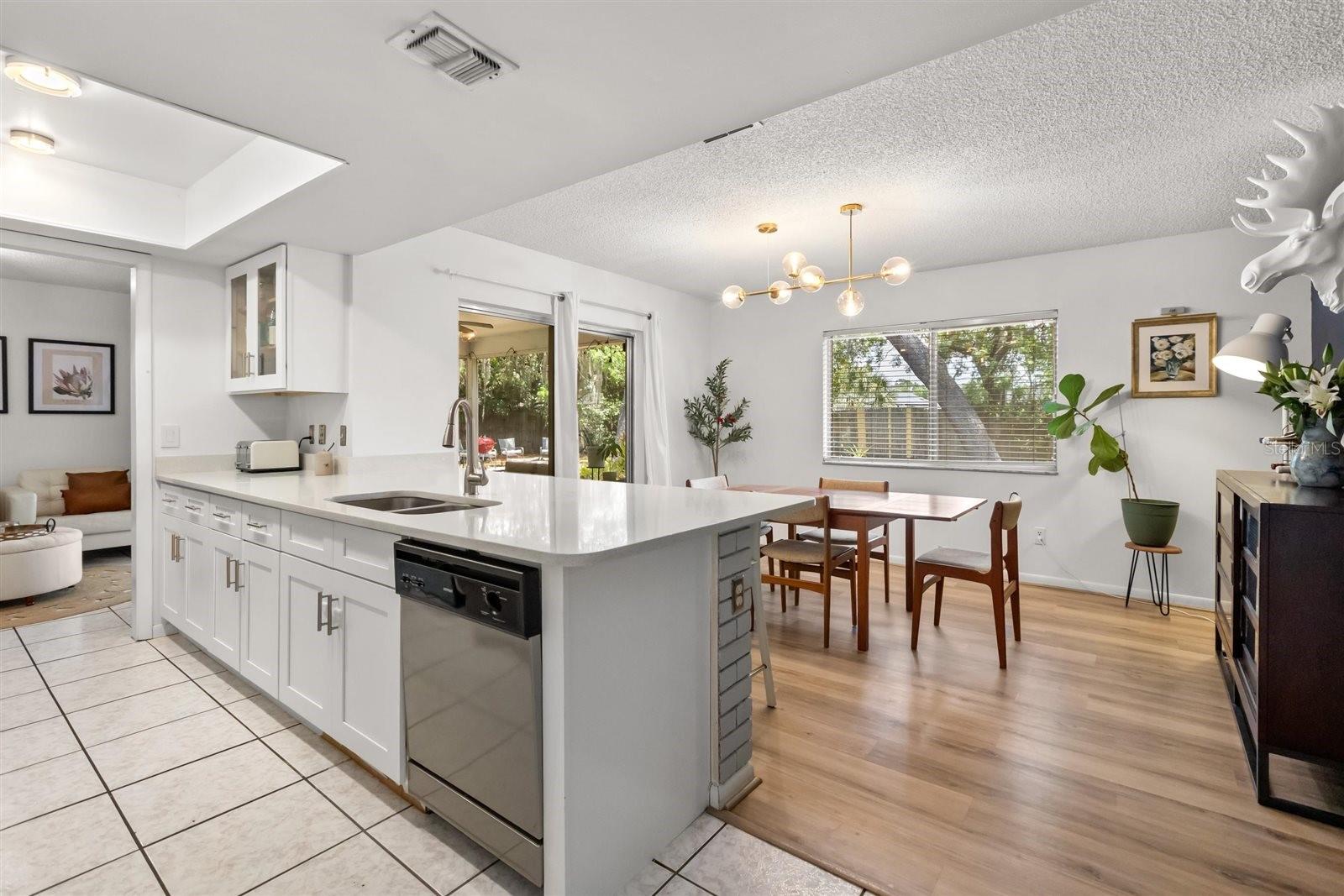 LAUREL SPGS - Residential
