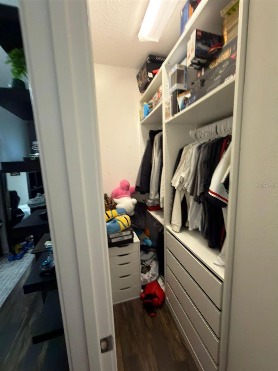 EAGLE CRK VILLAGE K PH 1A - Residential Lease