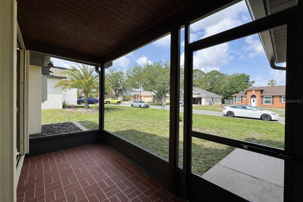 Photo of 1108 Dartford Drive, Kissimmee, FL 34758 (MLS # S5147054)