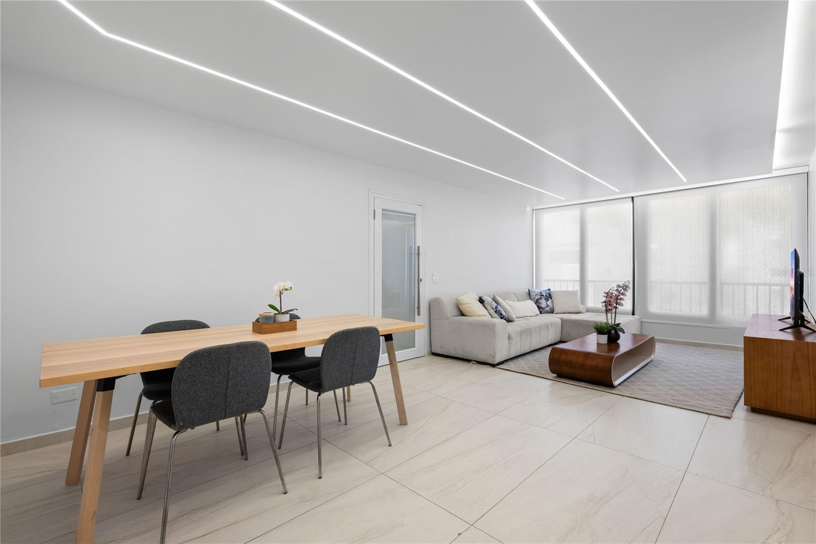 5 CLEMENCEAU ST. 602