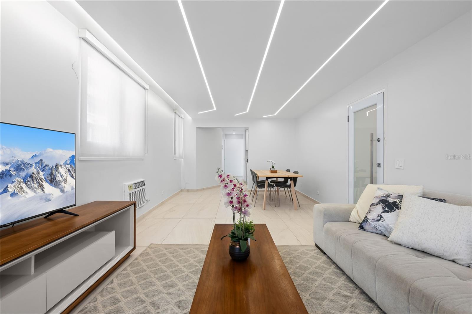 5 CLEMENCEAU ST. 602