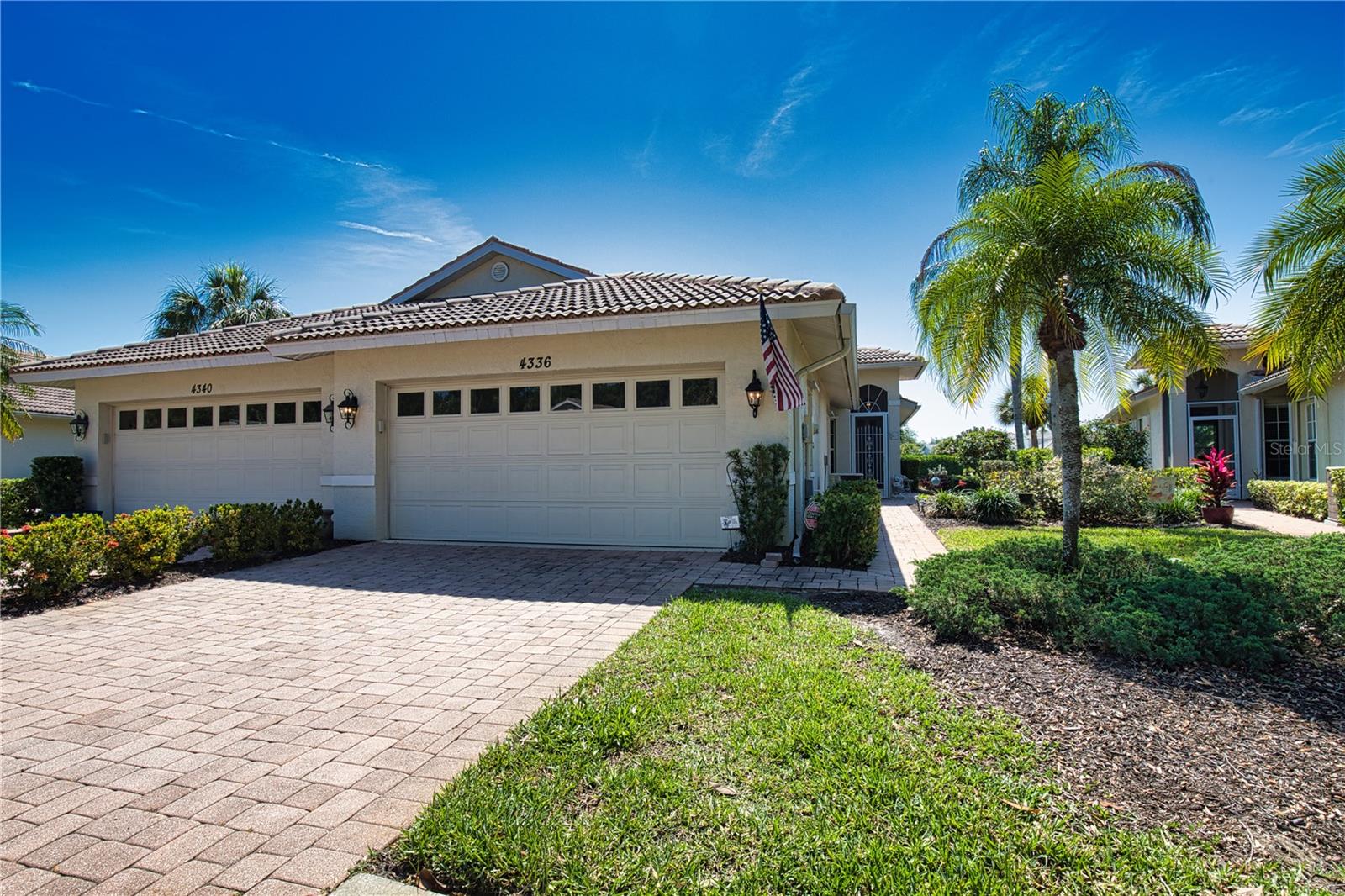 Perfect Villa located in the desirable community of Venetia with Resort-like amenities including Large Community Pool, Spa, Tennis Courts, Bocce ball, Fitness Center, also a convenient Neighborhood pool just down the street. Comfortably set on a cul-de-sac street this Two Bedroom, Two Bath, offers just under 1,400 square feet of living. The living area opens to the covered screened in Lanai with a view of one of the community lakes. The kitchen offers a large island for casual dining and is smartly designed to provide options for a Formal Dinning room and or a Family room that may alternate as an entertainment room.
The Master bedroom has a private Master bathroom and walk-in closet with the Guest bedroom nicely situated to the Main bath with Tub shower combination . Extras include the screened in lanai for catching a cup of joe, Inside Laundry Room with full sized washer and dryer, and a Lifestyle Community with amenities that compare to a resort!
~Community: Gated Community, Clubhouse with Pool and Spa, Neighborhood pool, tennis courts, pickle & bocce ball
~Pets: No pets
~Association: Application is Required.