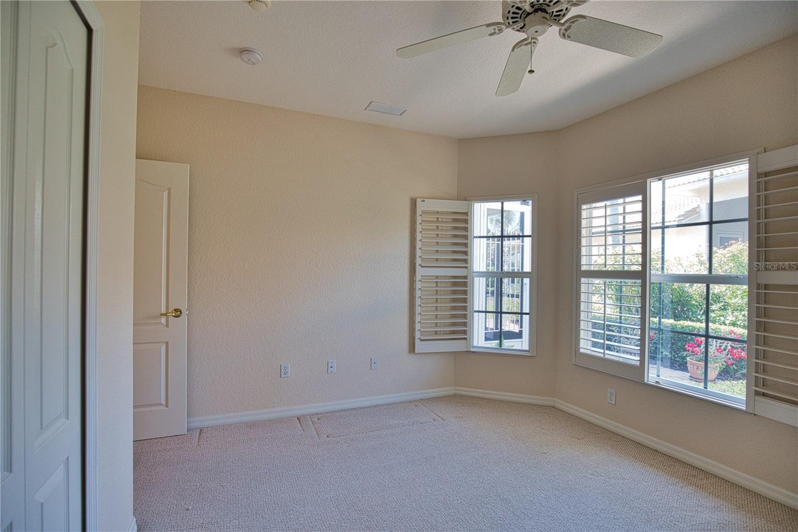 VENETIA PH 5 - Residential Lease