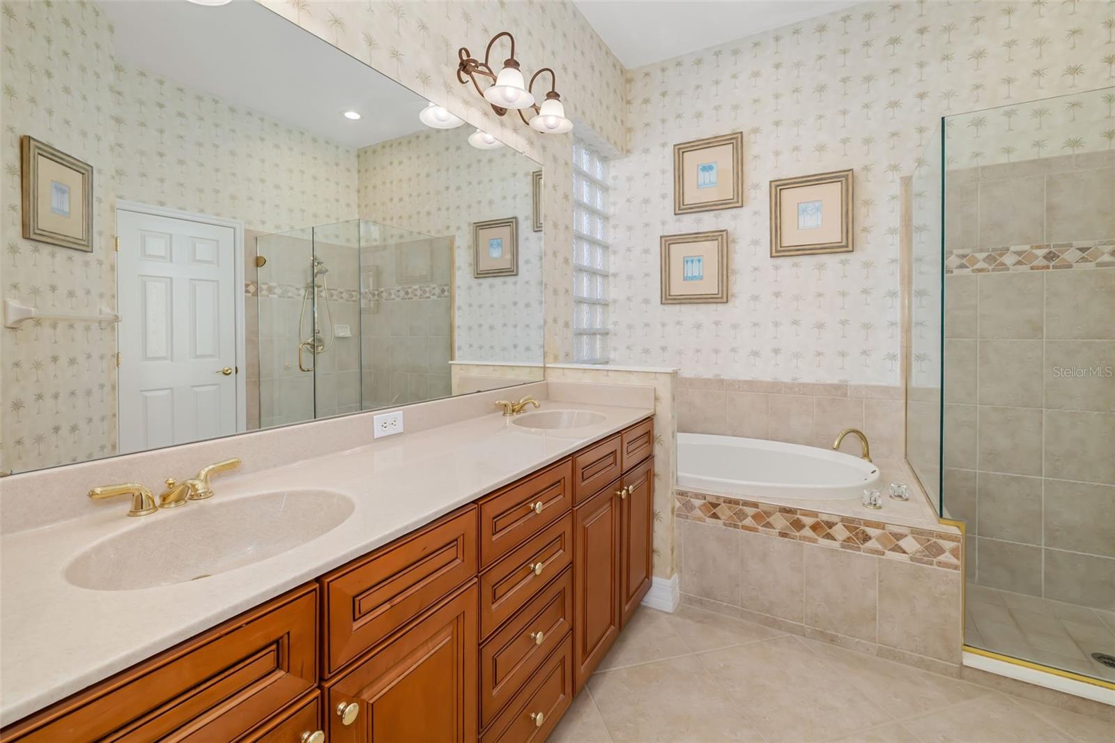 WATERLEFE GOLF & RIVER CLUB - Residential