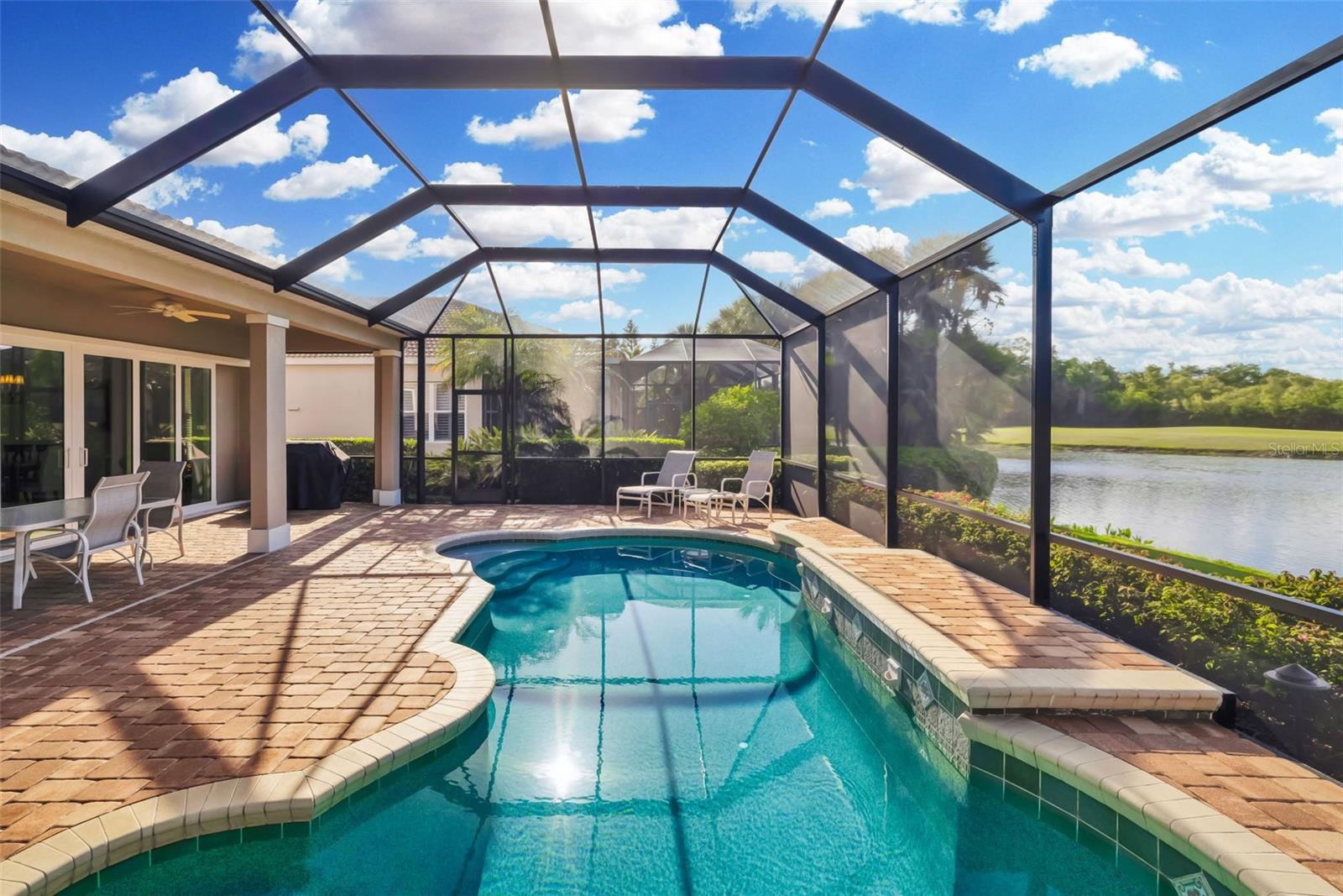 WATERLEFE GOLF & RIVER CLUB - Residential