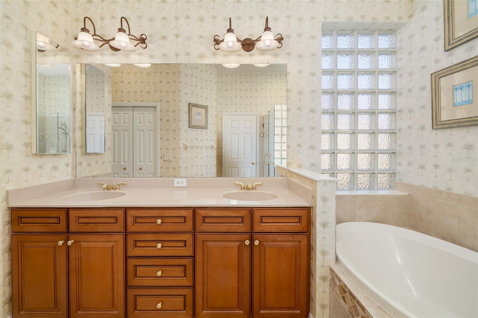 WATERLEFE GOLF & RIVER CLUB - Residential