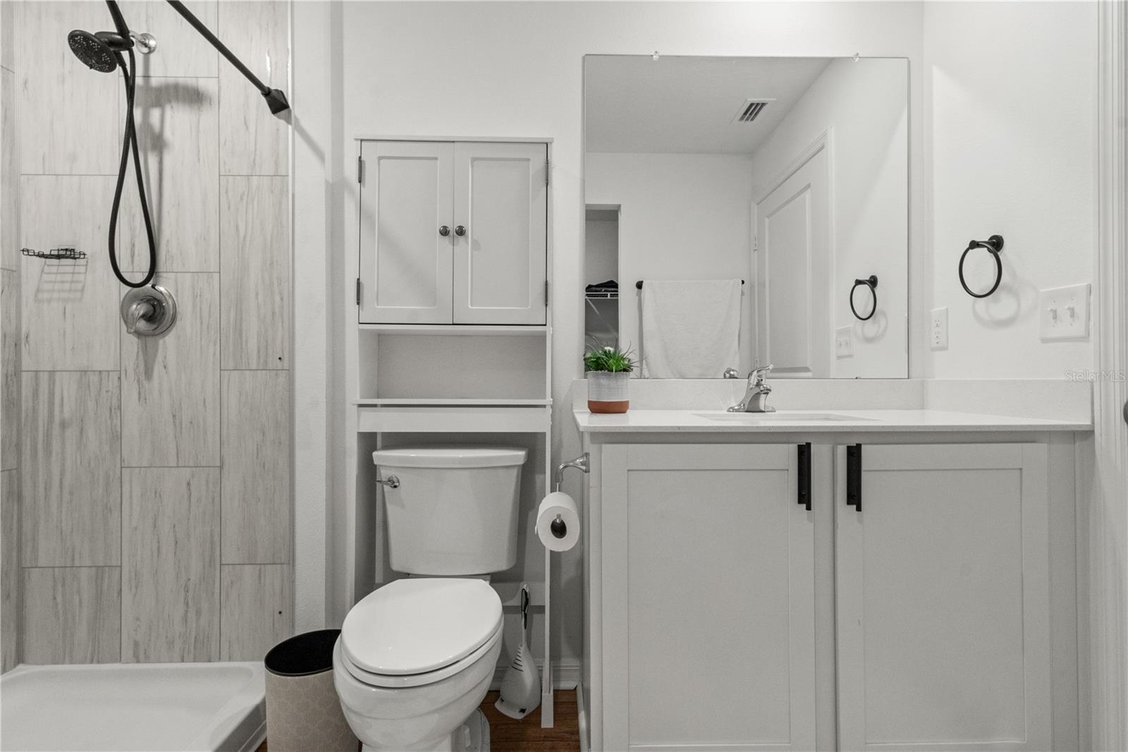 ROYAL HIGHLANDS - Residential