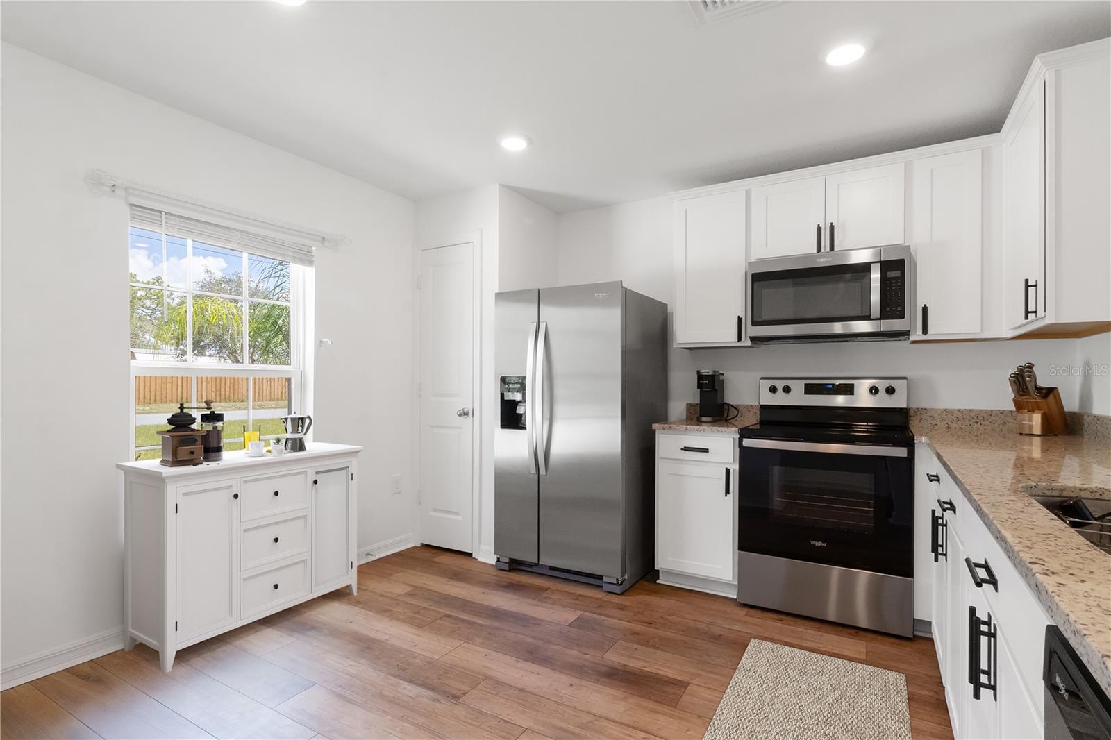 ROYAL HIGHLANDS - Residential