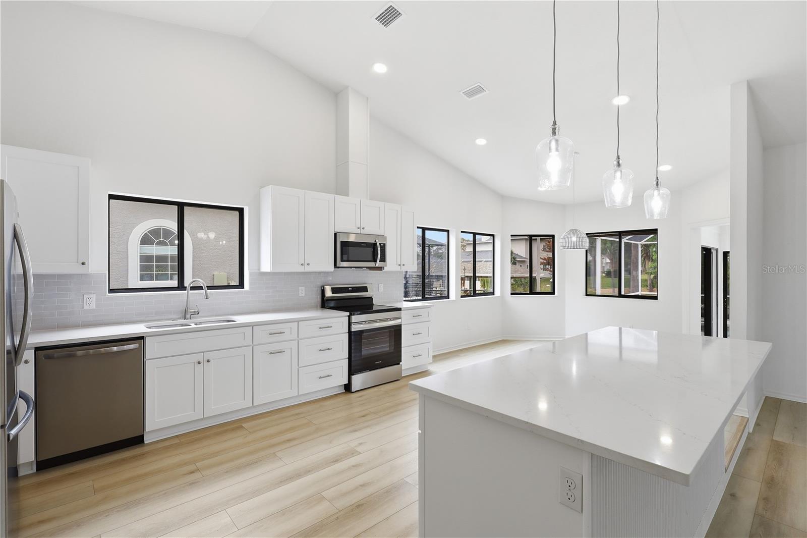 PALM HARBOR - Residential