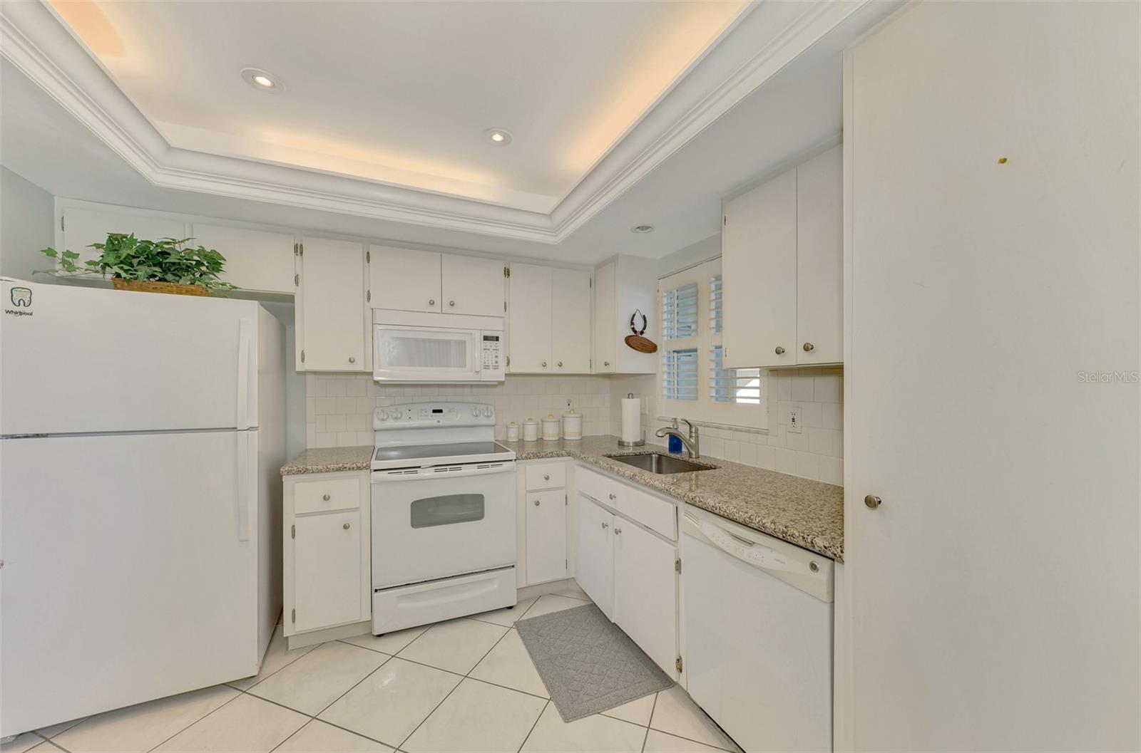 STRATHMORE RIVERSIDE II - Residential