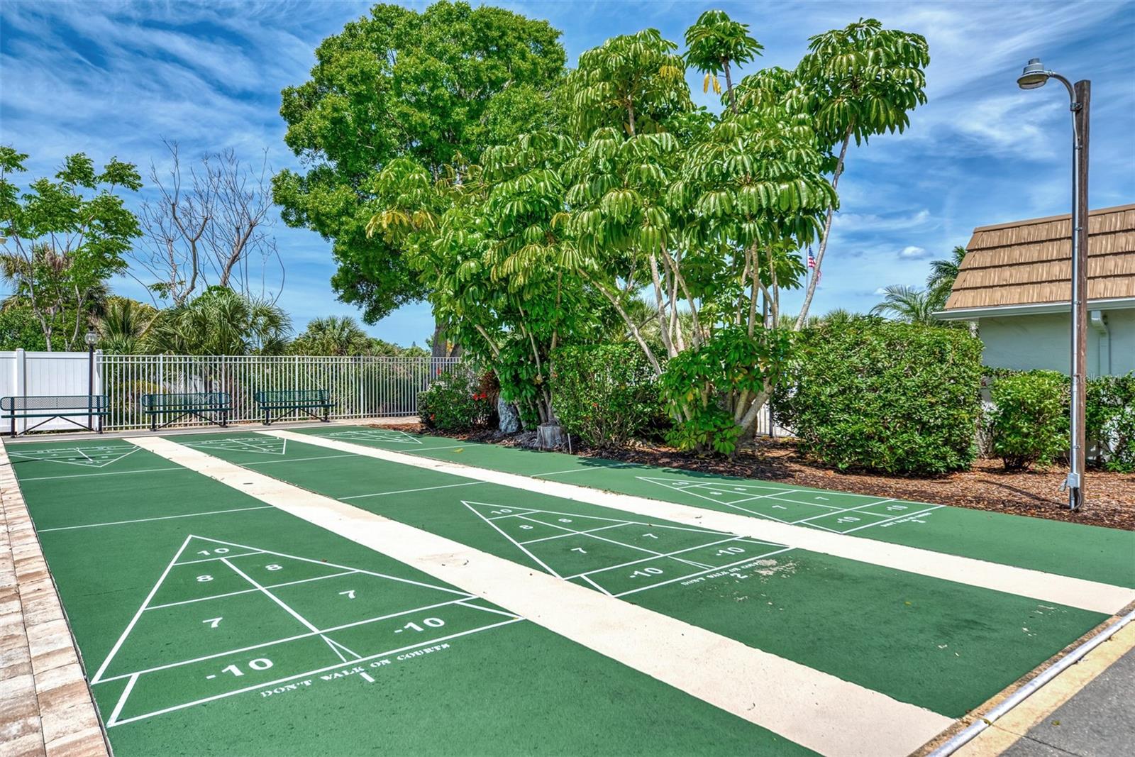 STRATHMORE RIVERSIDE II - Residential