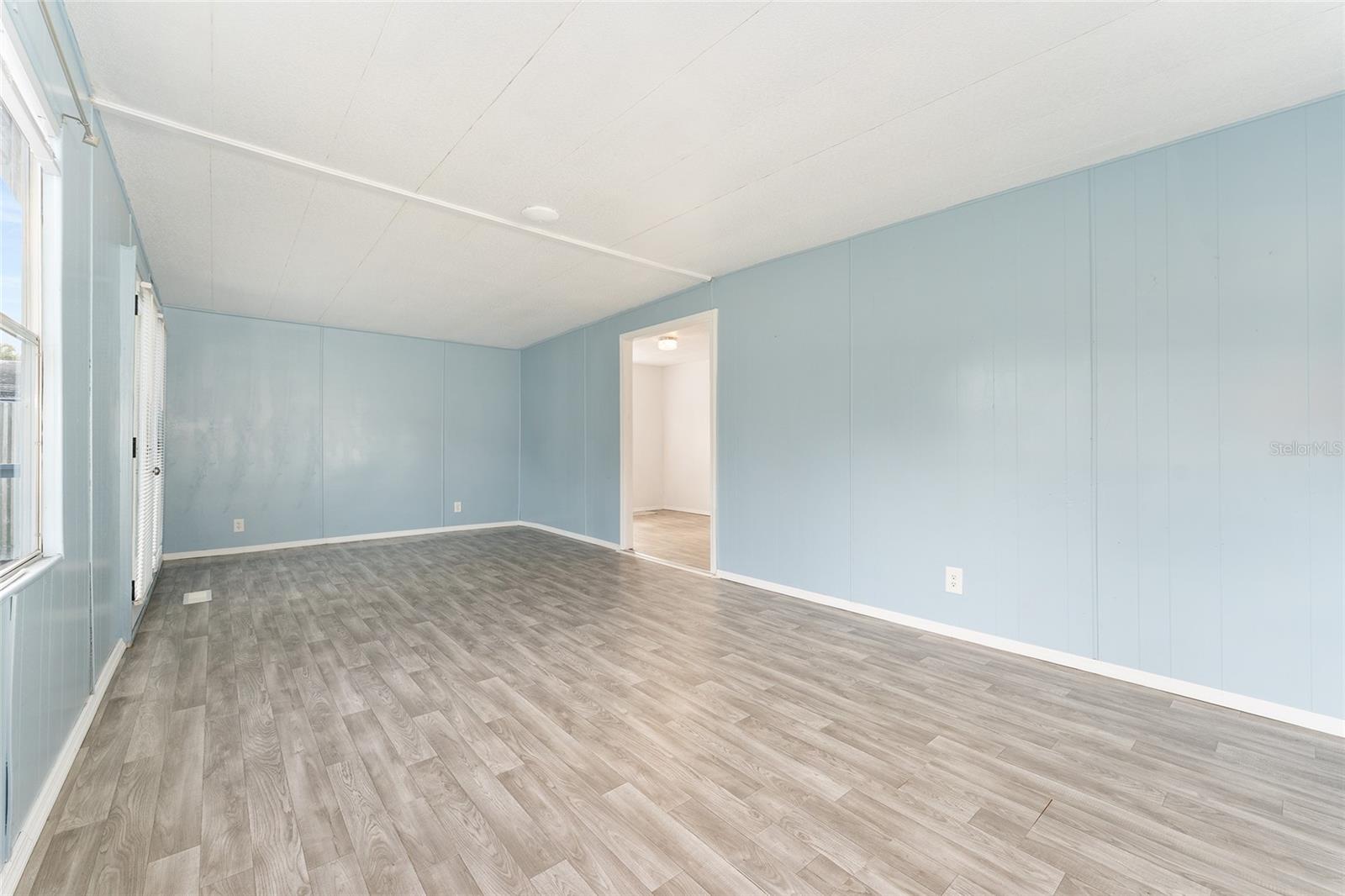 SILVER LAKES ACRES SEC 02 - Residential