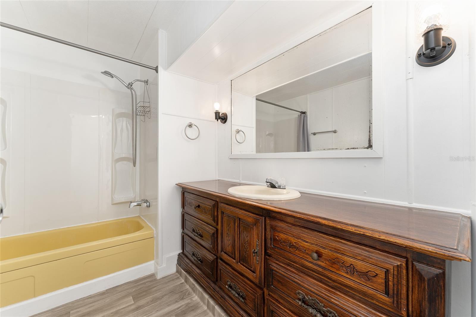 SILVER LAKES ACRES SEC 02 - Residential