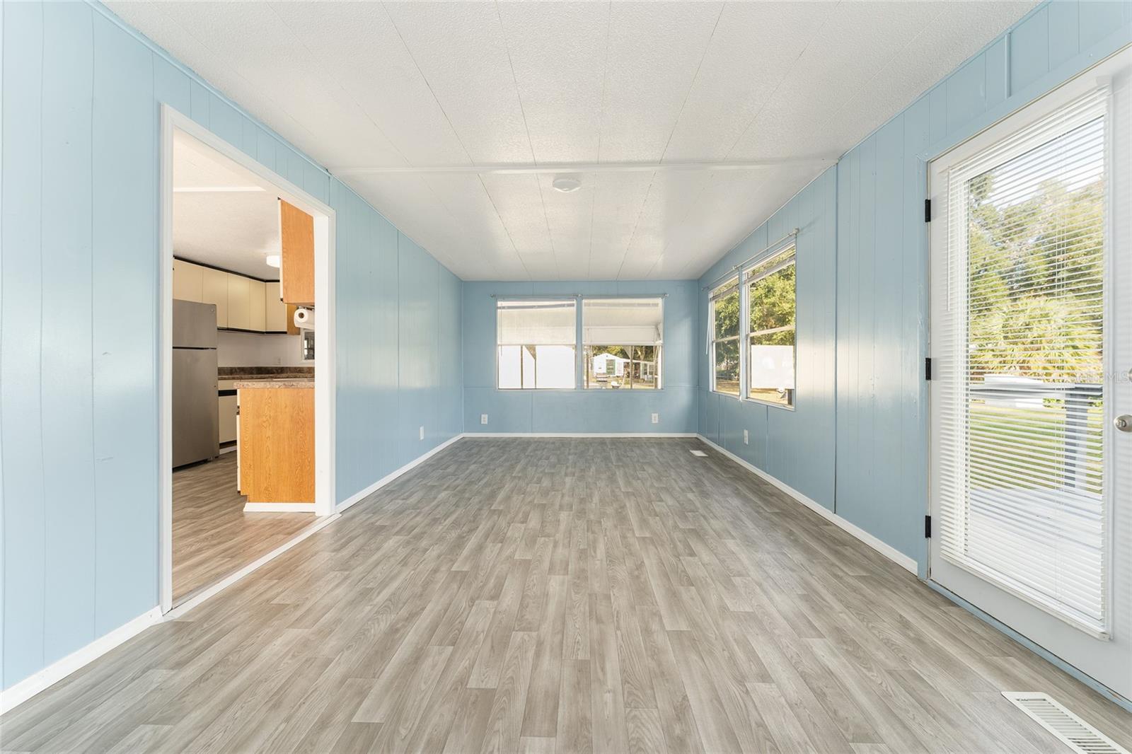 SILVER LAKES ACRES SEC 02 - Residential