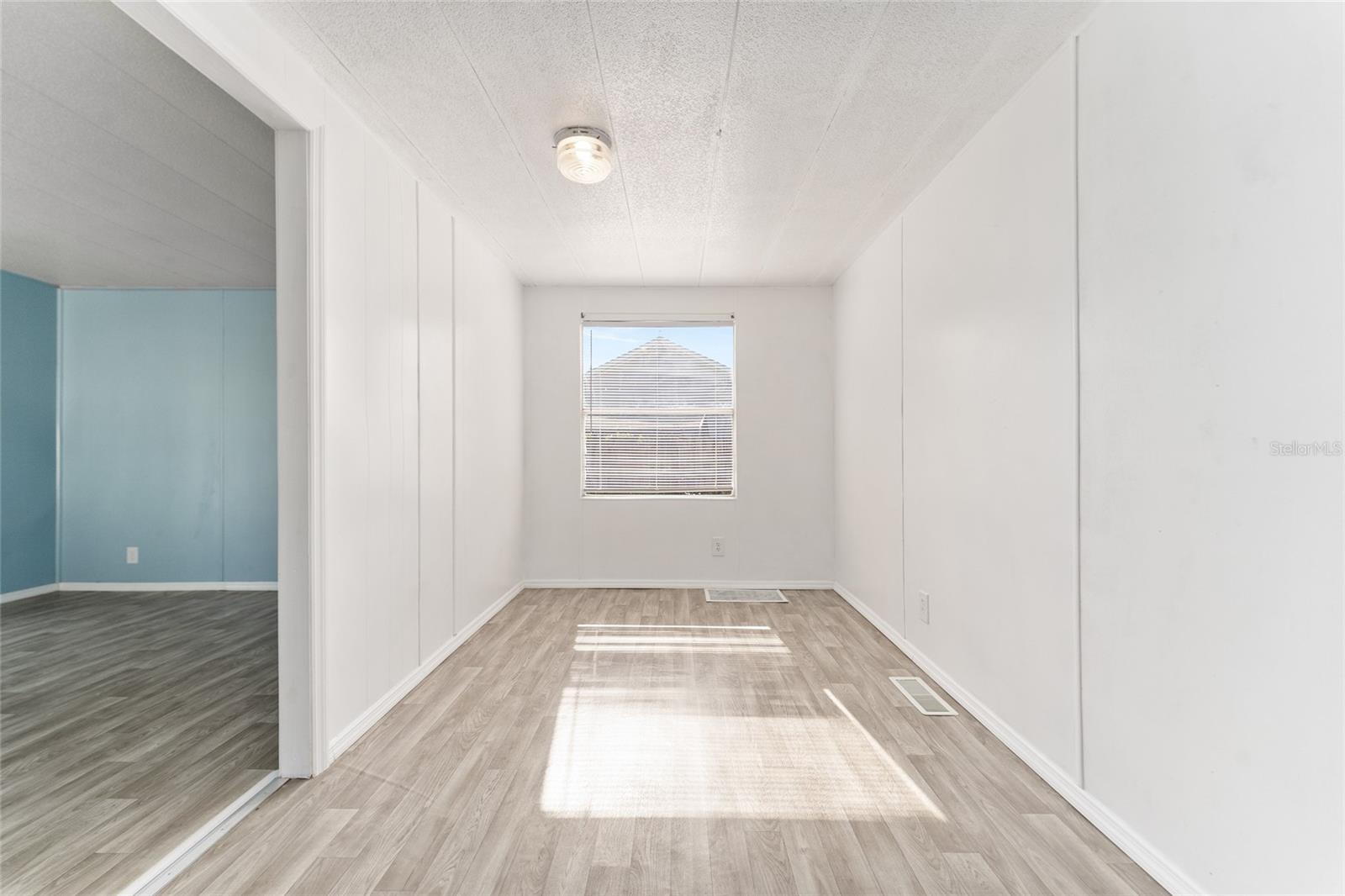 SILVER LAKES ACRES SEC 02 - Residential