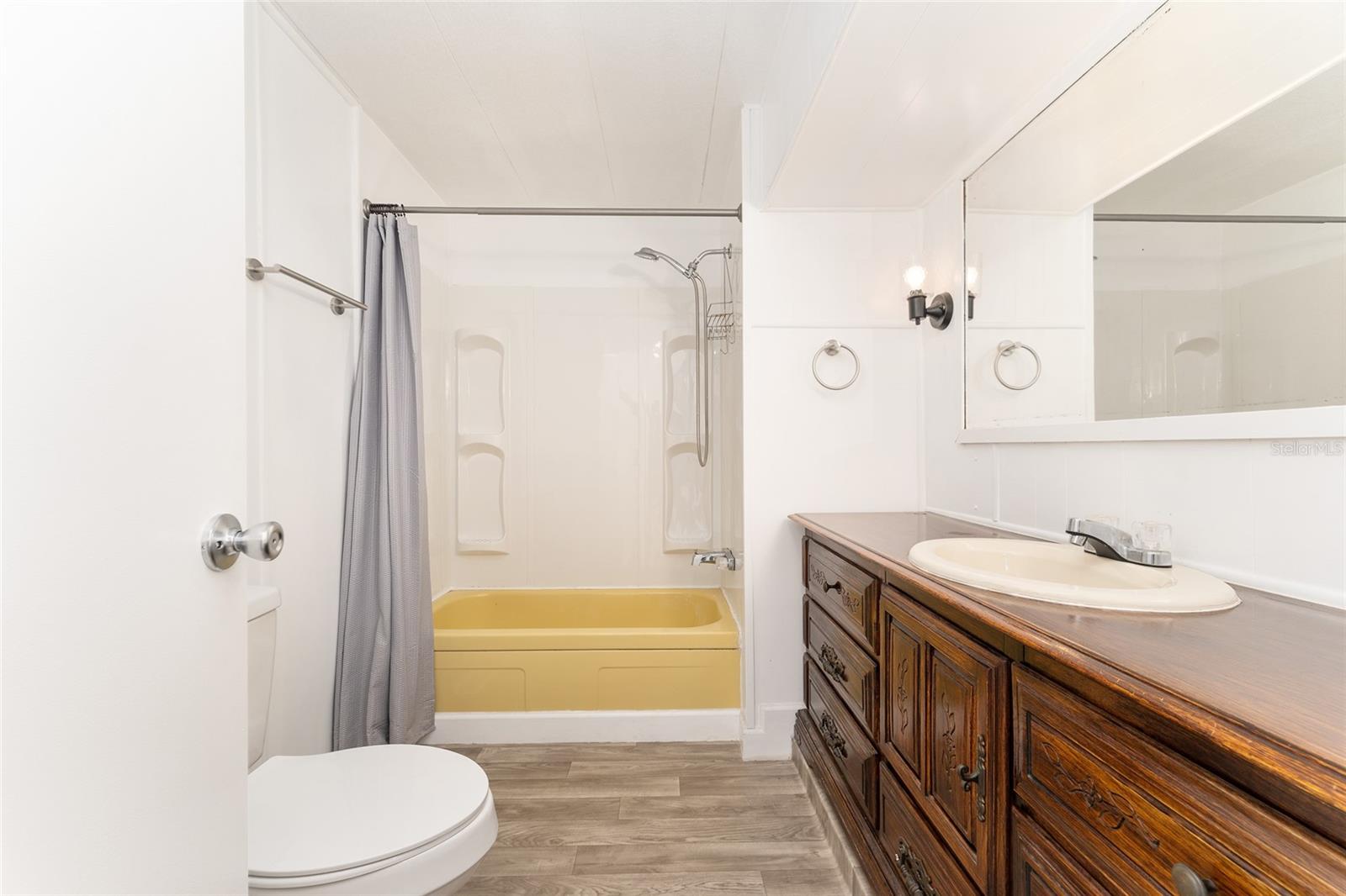 SILVER LAKES ACRES SEC 02 - Residential