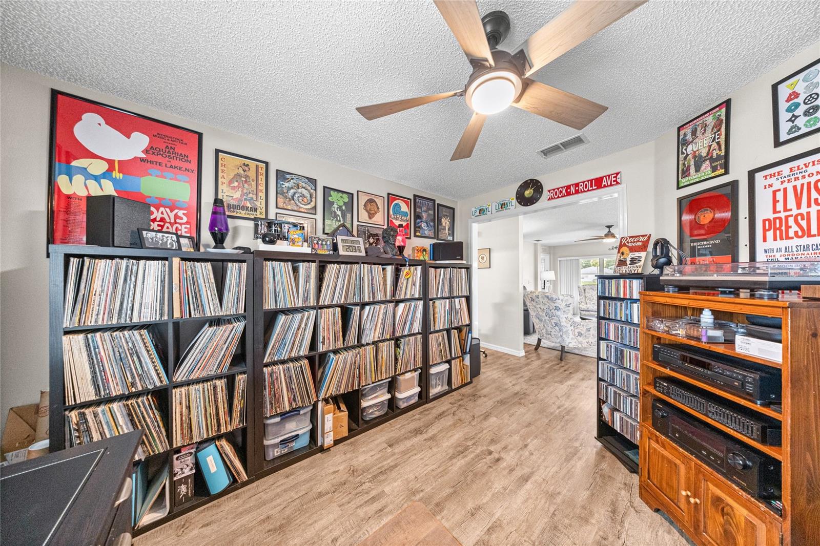 ON TOP/WORLD PH 1A SEC 2A - Residential