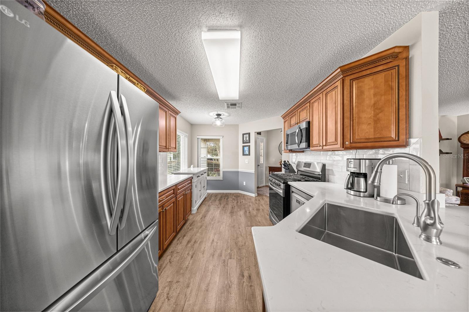 ON TOP/WORLD PH 1A SEC 2A - Residential