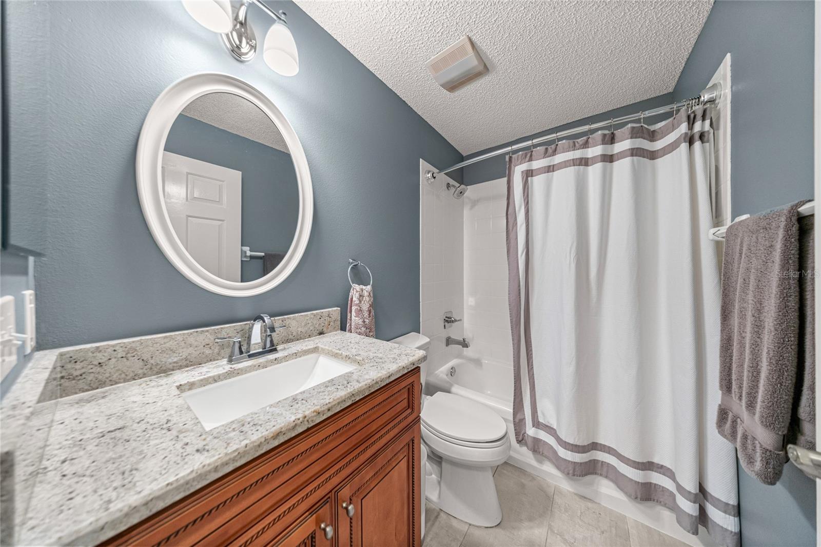 ON TOP/WORLD PH 1A SEC 2A - Residential