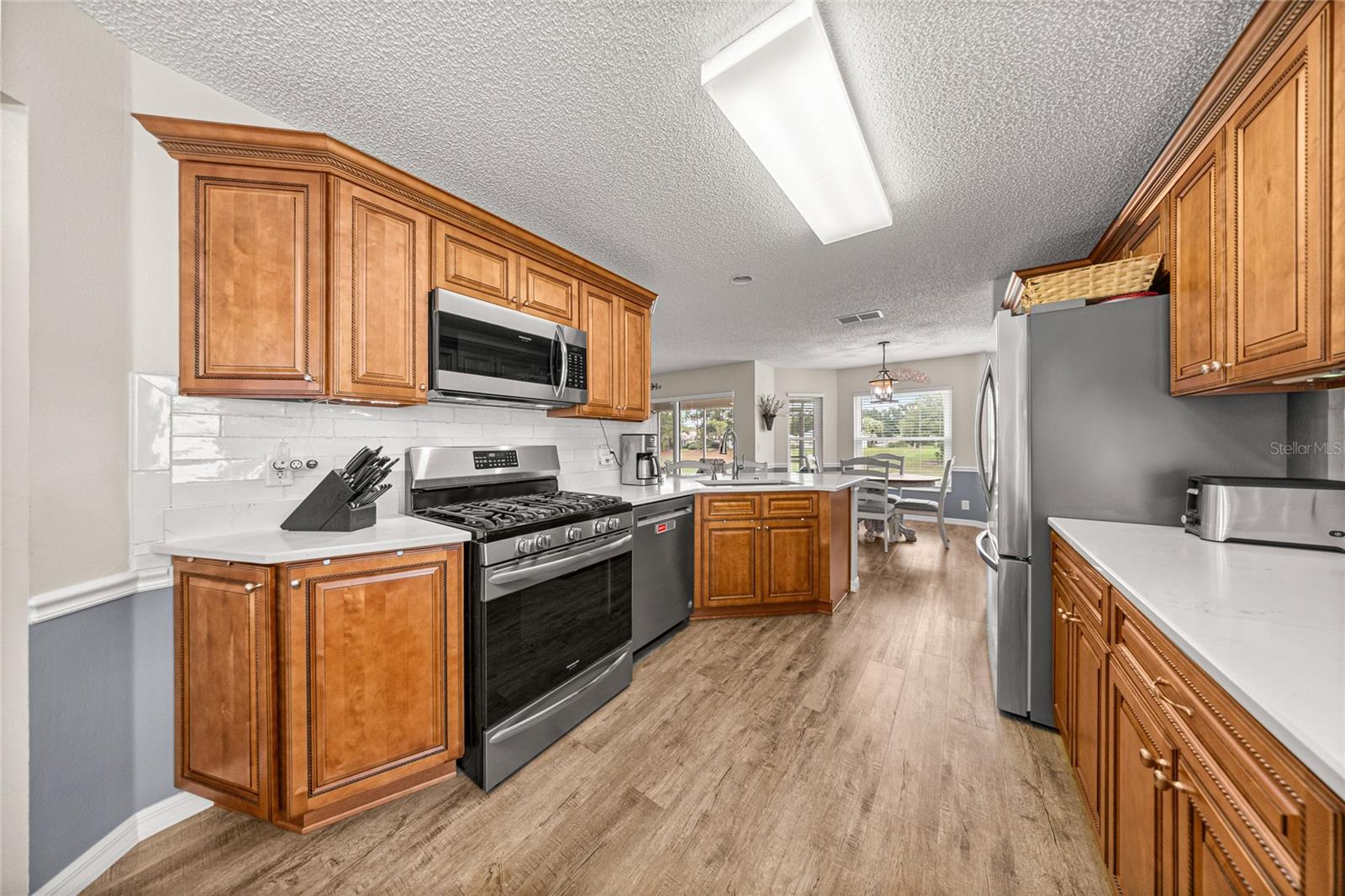 ON TOP/WORLD PH 1A SEC 2A - Residential