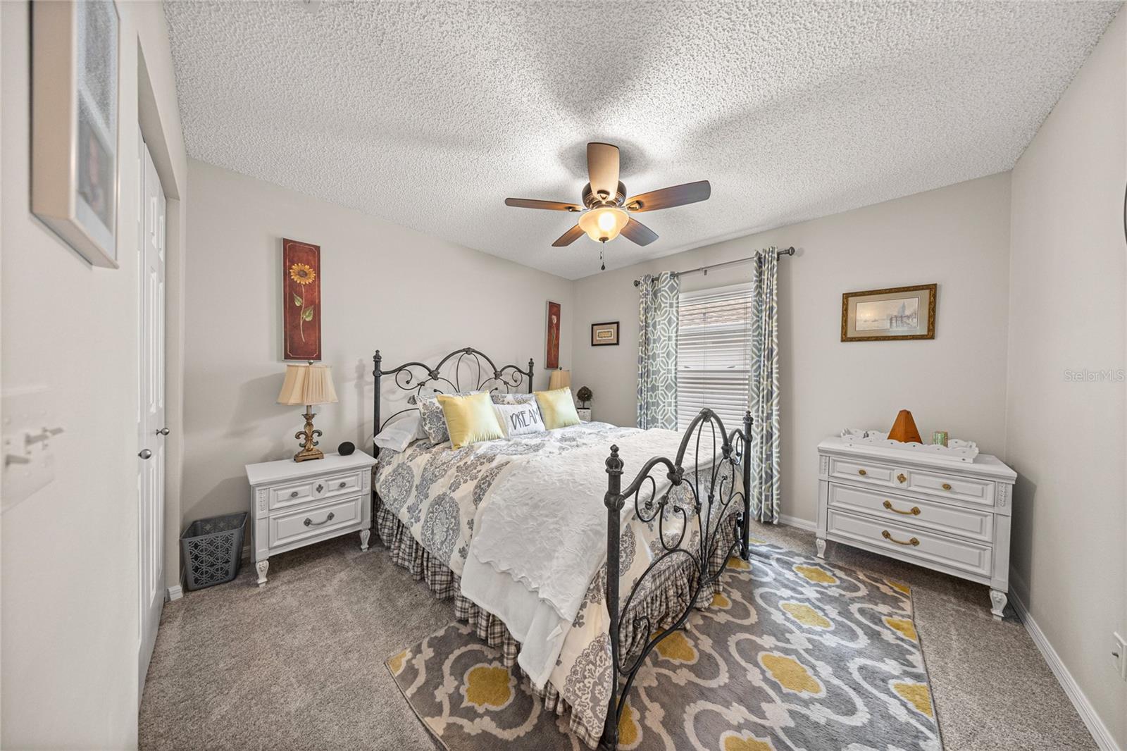 ON TOP/WORLD PH 1A SEC 2A - Residential