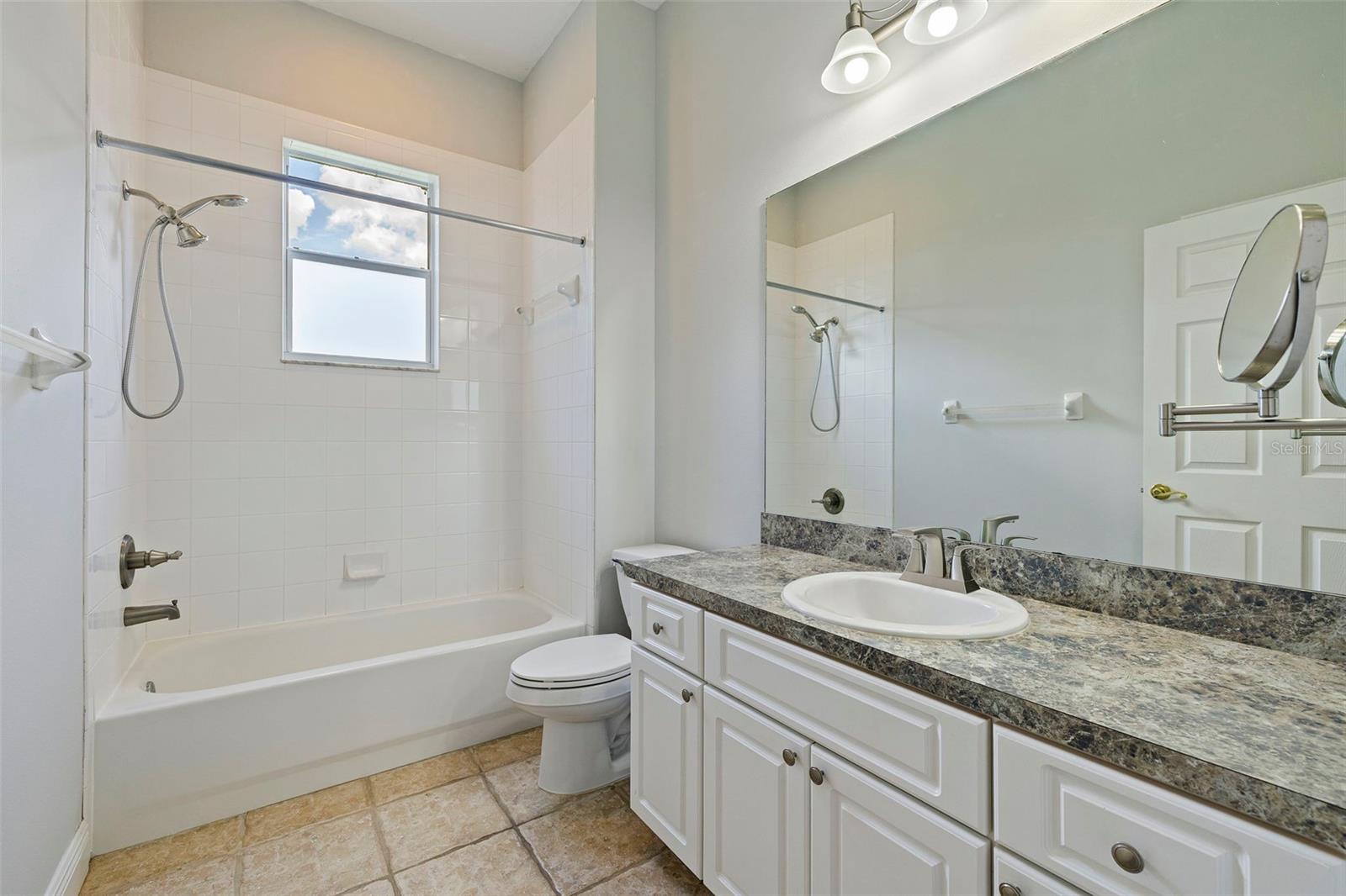 SAM ALLEN OAKS - Residential