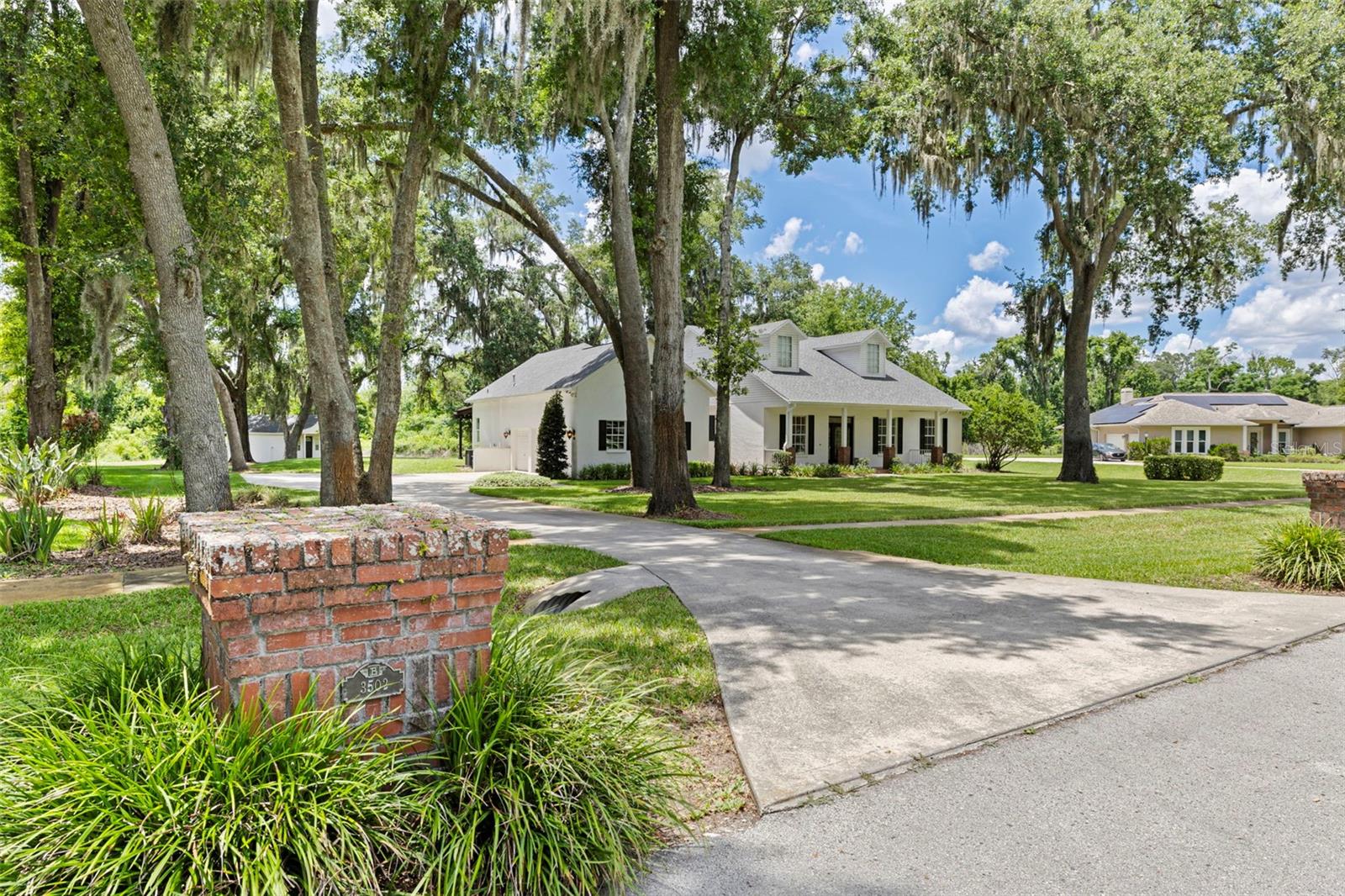 SAM ALLEN OAKS - Residential