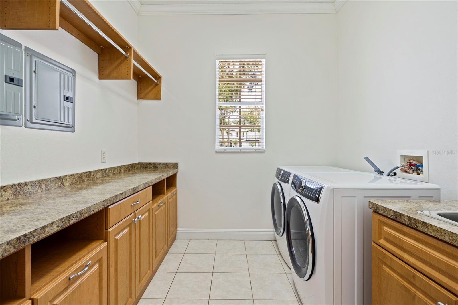 SAM ALLEN OAKS - Residential